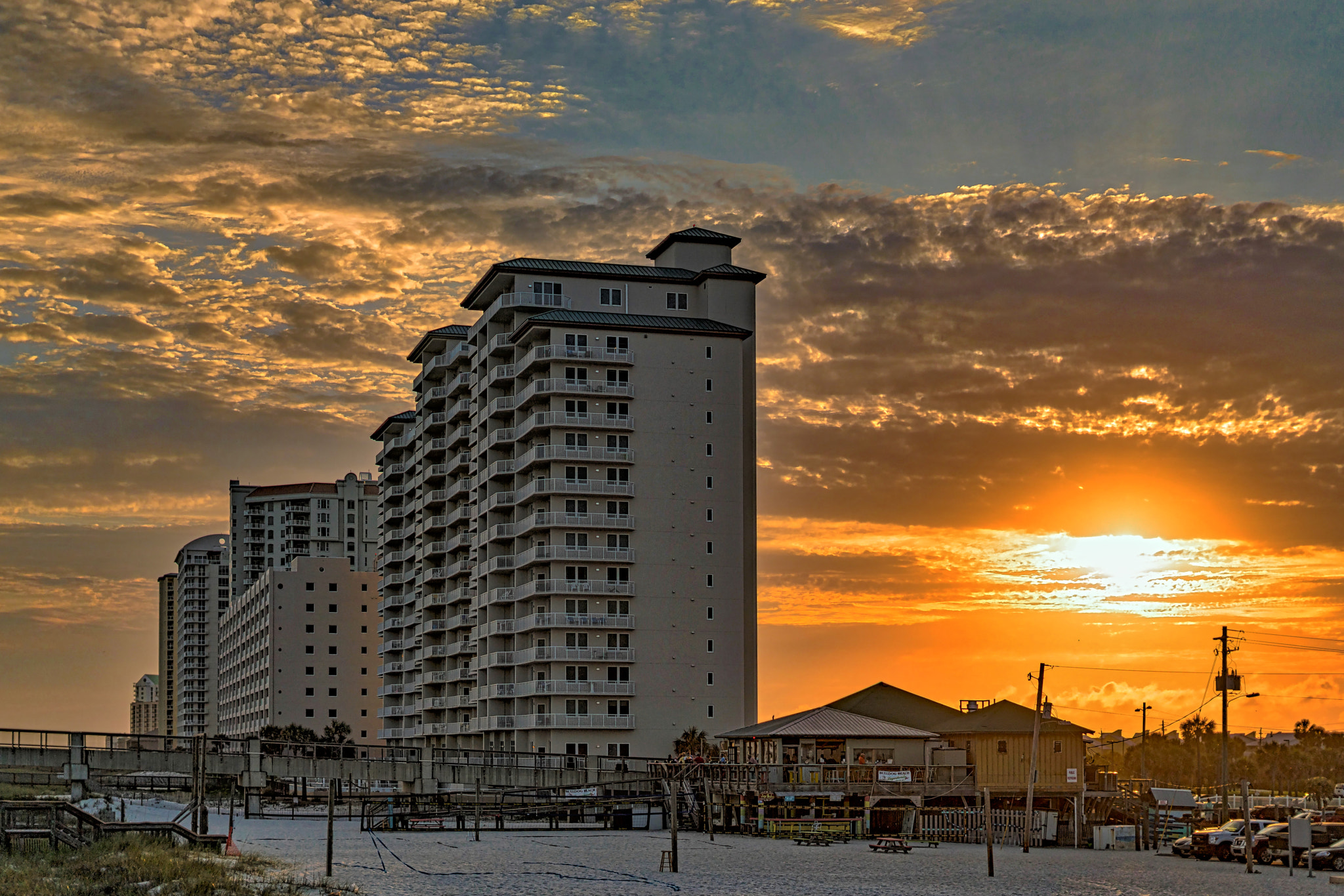 Sony a7R II + Sony FE 50mm F1.8 sample photo. Evening sunset photography