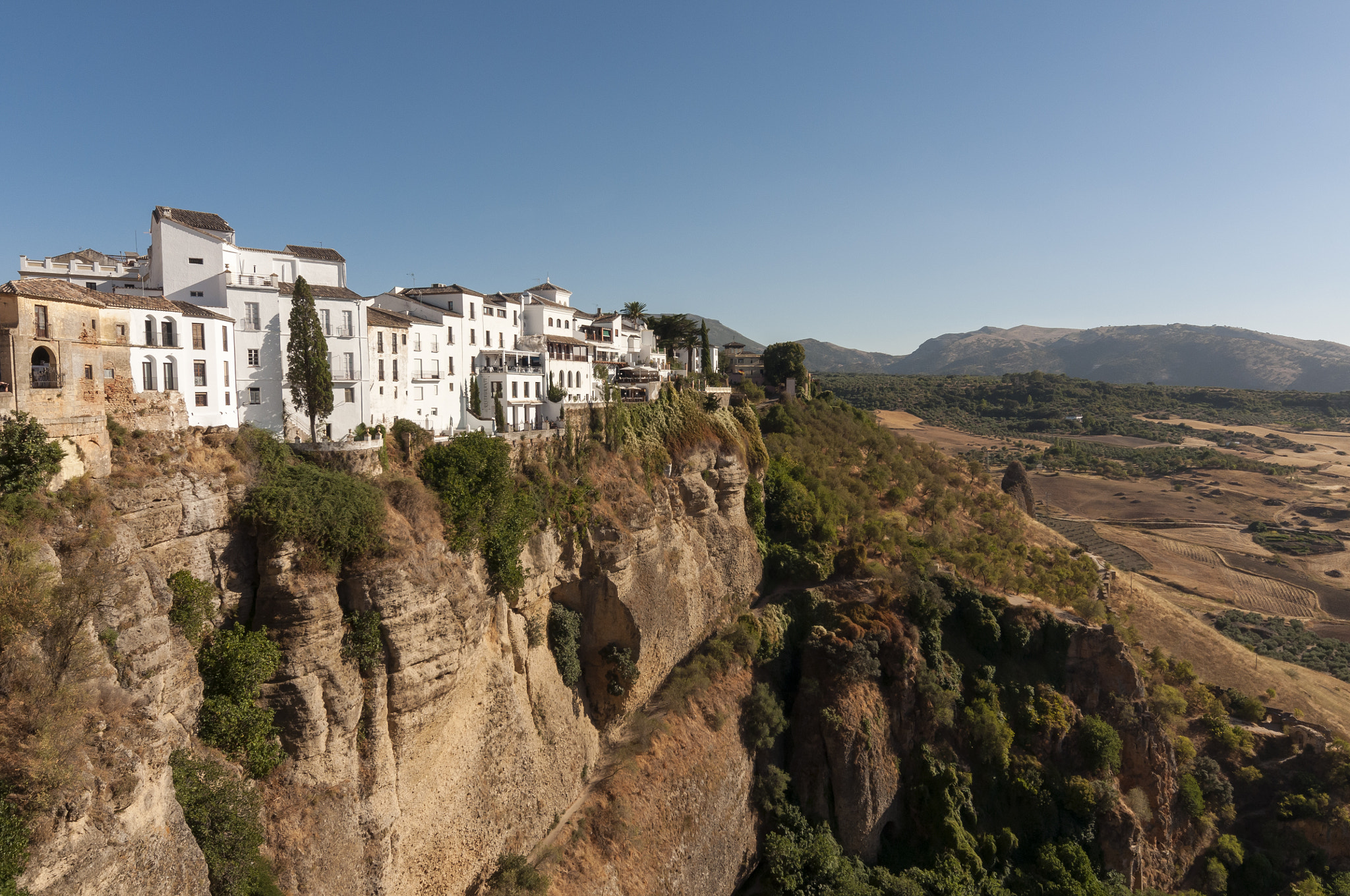 Sigma 12-24mm F4.5-5.6 EX DG Aspherical HSM sample photo. Houses on el tajo gorge, ronda, spain photography
