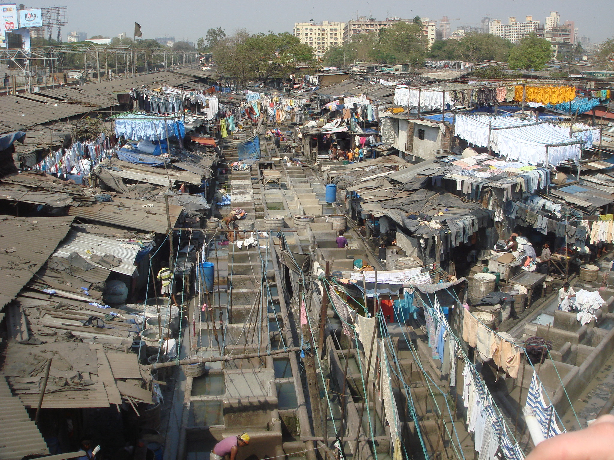 Sony DSC-T10 sample photo. Slums laundry center photography