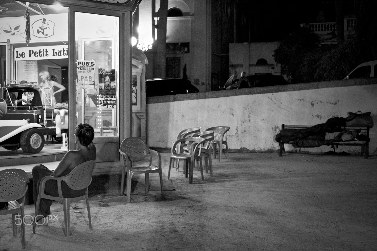 LUMIX G 25/F1.7 sample photo. Lights and dark photography