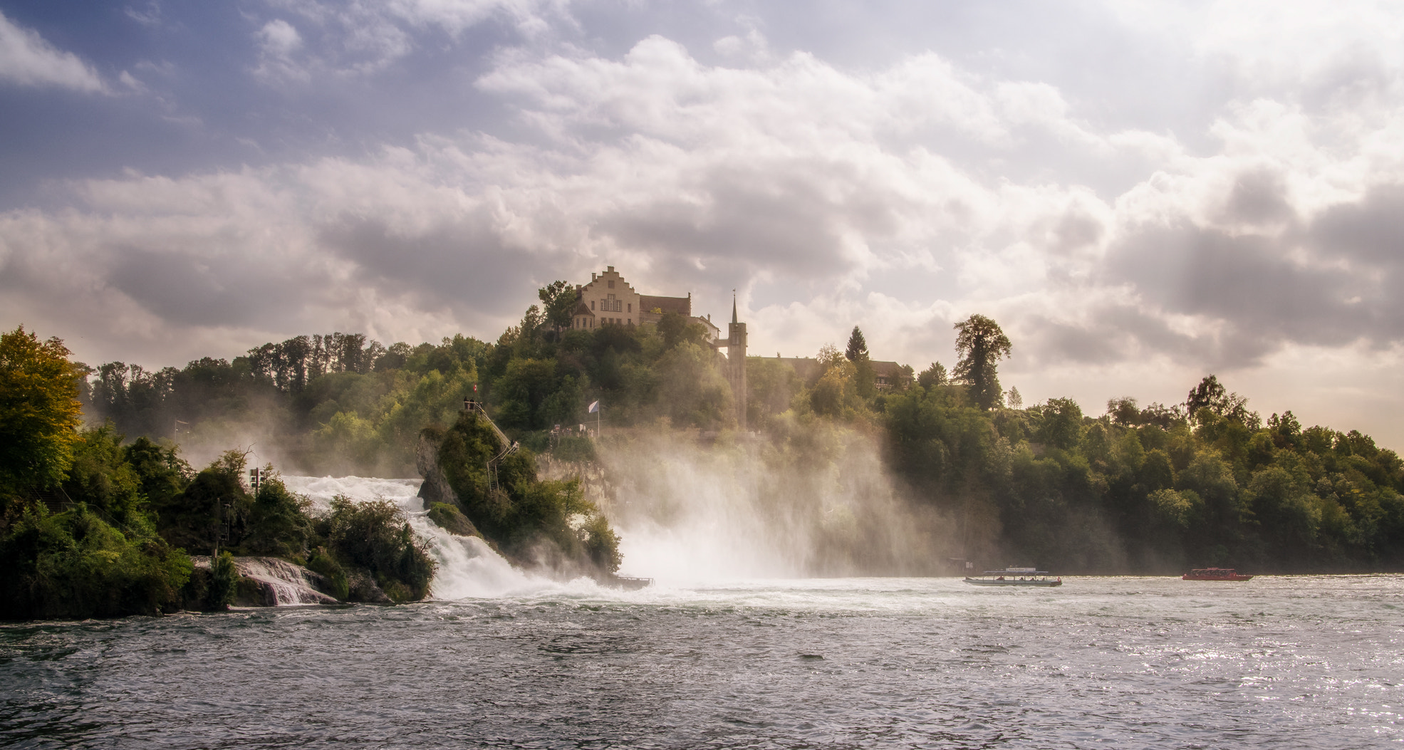 Nikon D7000 + Sigma 18-50mm F2.8 EX DC sample photo. Cataratas photography