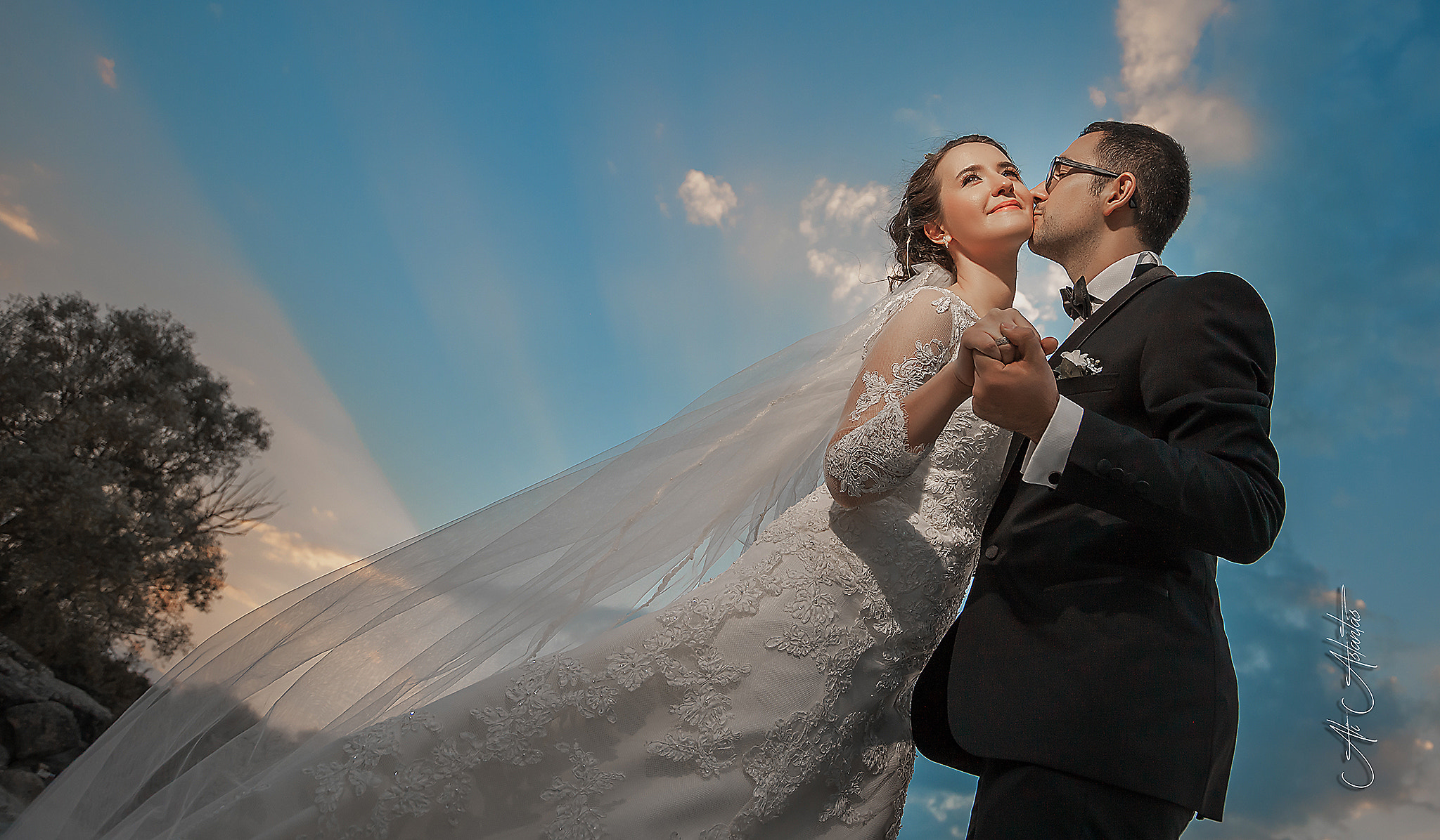Canon EF 16-35mm F4L IS USM sample photo. Wedding photography