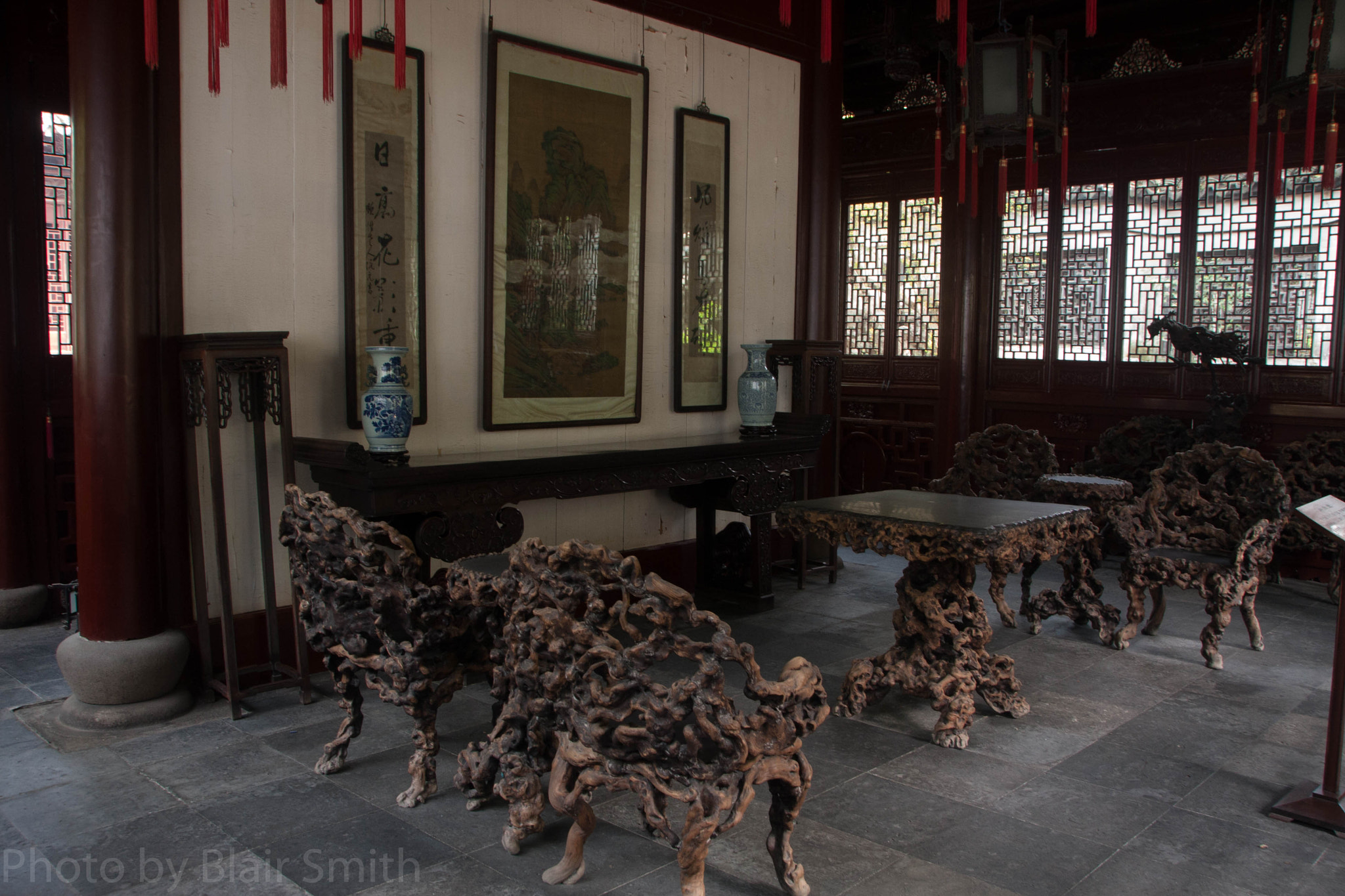 Canon EOS 40D sample photo. Chair carving photography