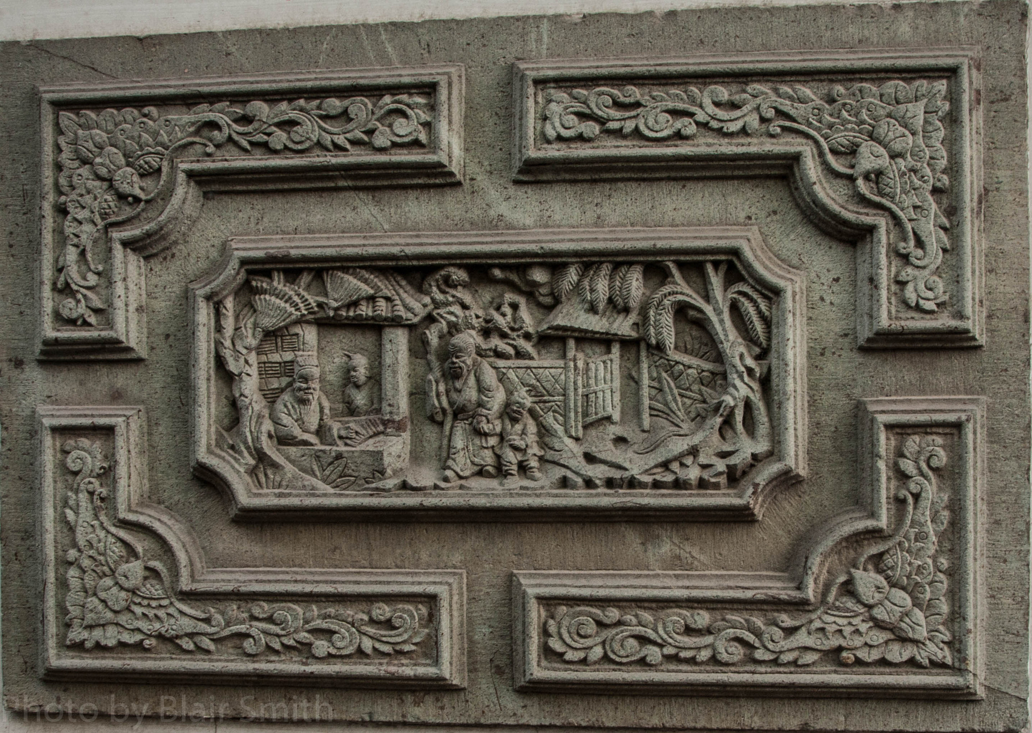 Canon EOS 40D + Sigma 18-200mm f/3.5-6.3 DC OS HSM [II] sample photo. Wall carving photography
