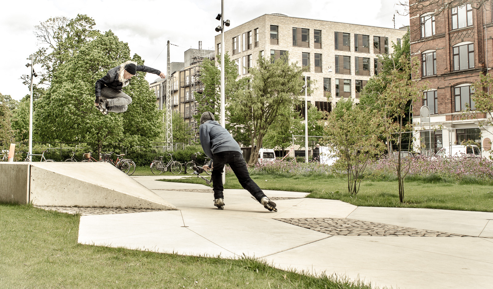 Nikon D7000 + Sigma 24mm F2.8 Super Wide II Macro sample photo. Rollerblading photography