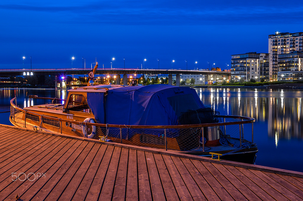 Nikon D3200 + Sigma 18-50mm F2.8 EX DC Macro sample photo. Joensuu - finland photography