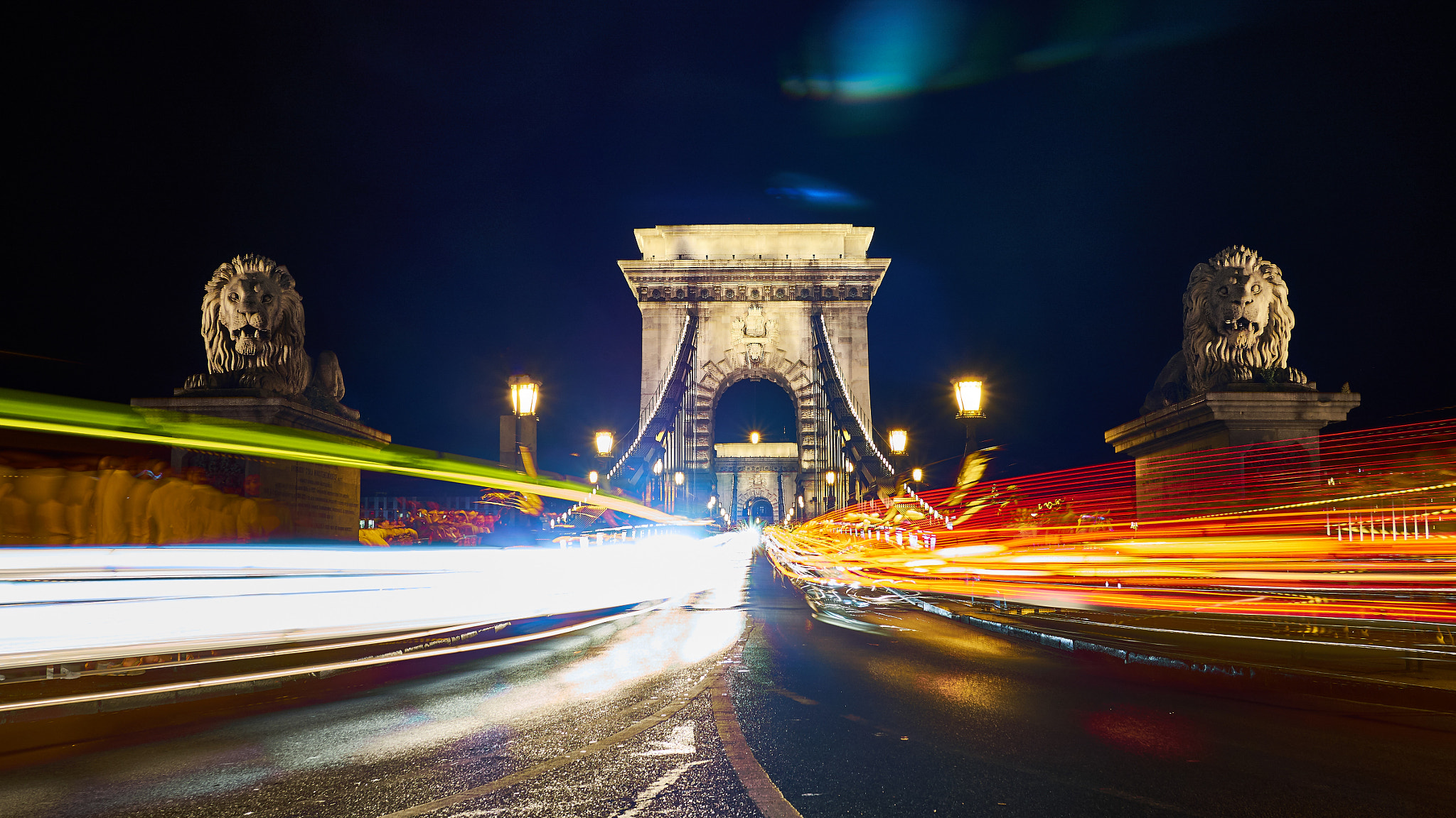 Panasonic Lumix G 20mm F1.7 ASPH sample photo. Chain bridge photography
