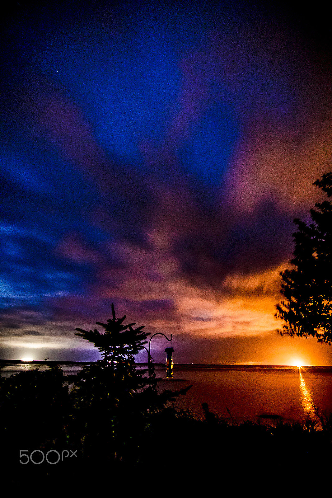 Sony a7R II + 11-16mm F2.8 G sample photo. Firelight on the bay photography