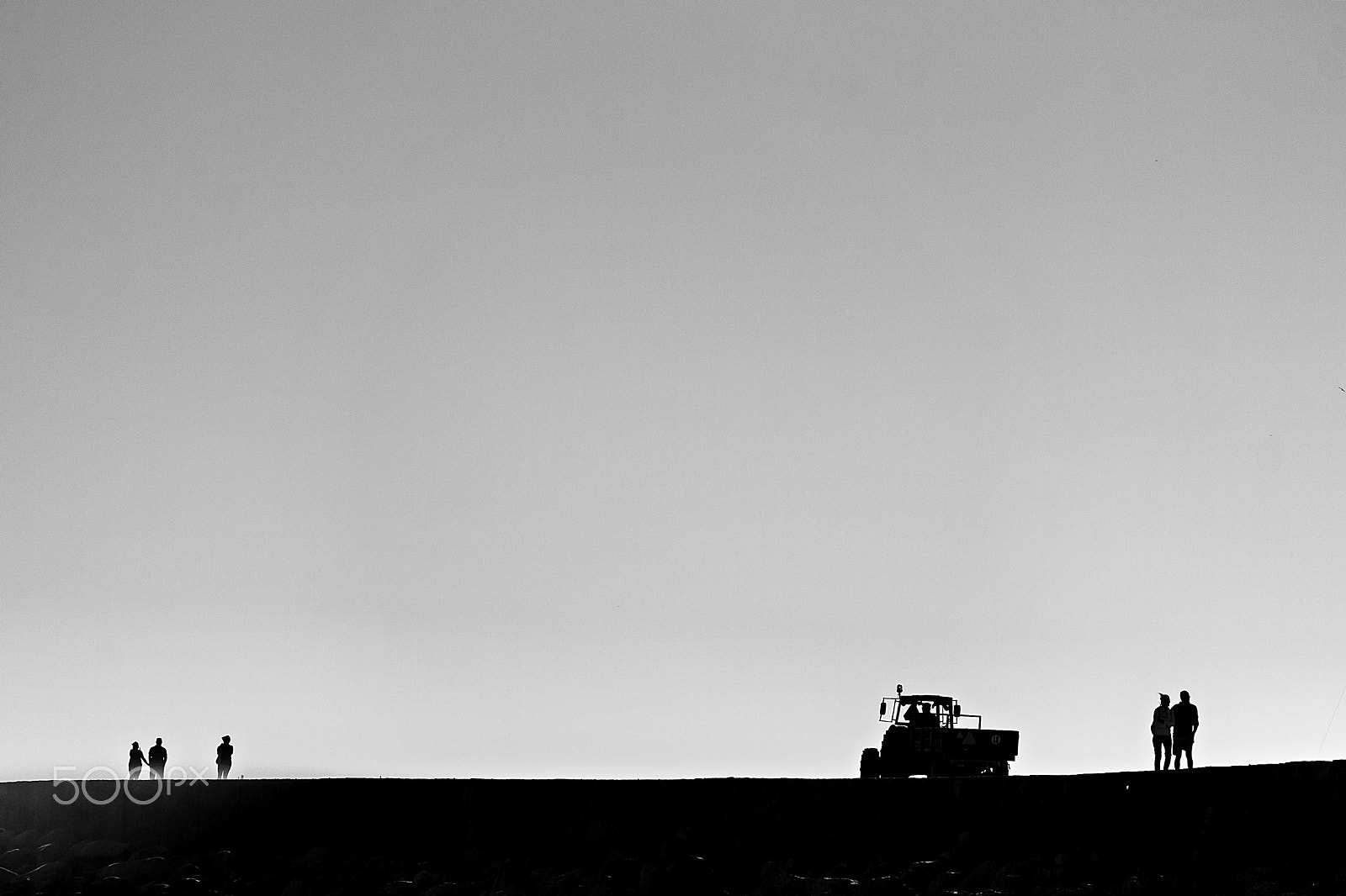 Canon EOS 500D (EOS Rebel T1i / EOS Kiss X3) sample photo. Walking on the moon. photography
