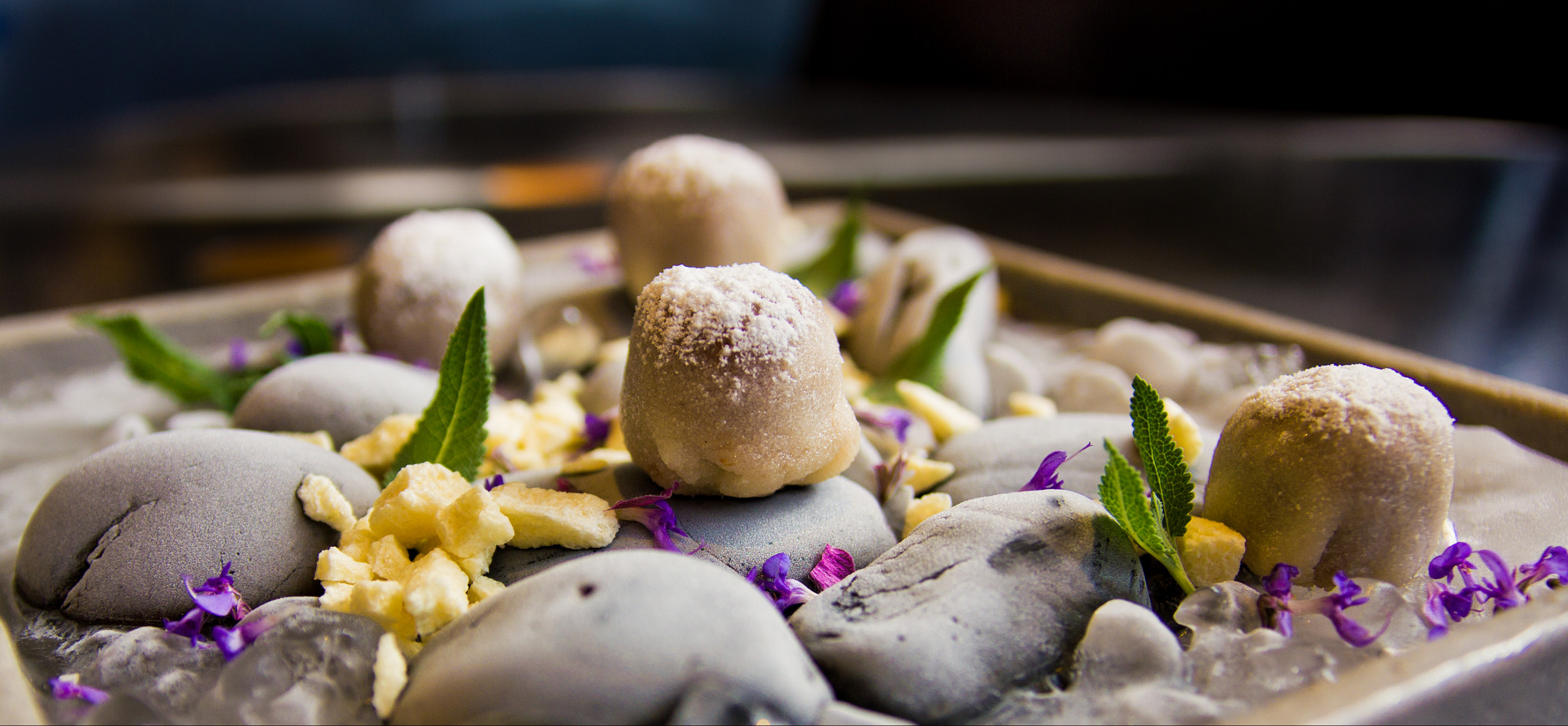 Canon EOS 550D (EOS Rebel T2i / EOS Kiss X4) sample photo. Mochi-wrapped nougat balls photography