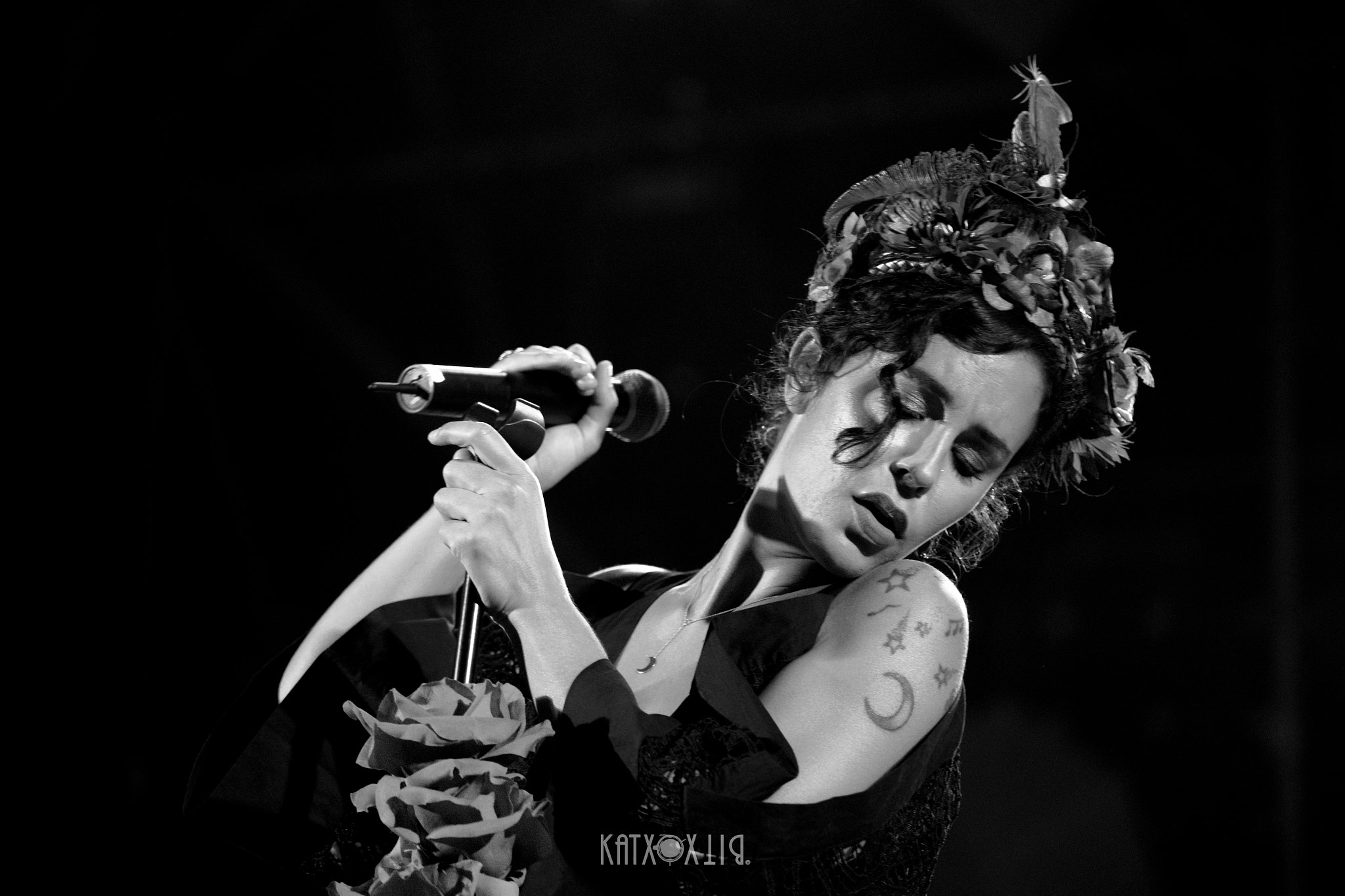 Canon EF 70-200mm F4L IS USM sample photo. Nita - fuel fandango photography