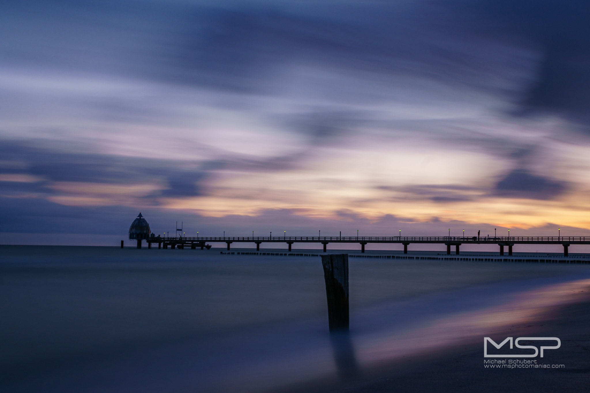 Sony a6300 + Sony DT 16-50mm F2.8 SSM sample photo. Zingst pier photography