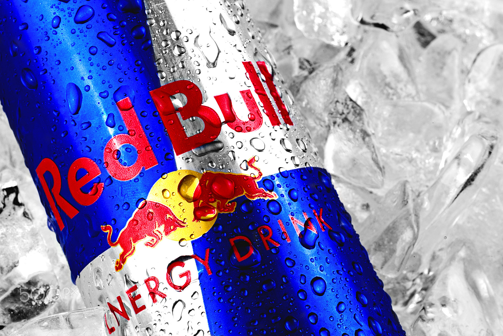 Canon EF 50mm F2.5 Macro sample photo. Red bull photography