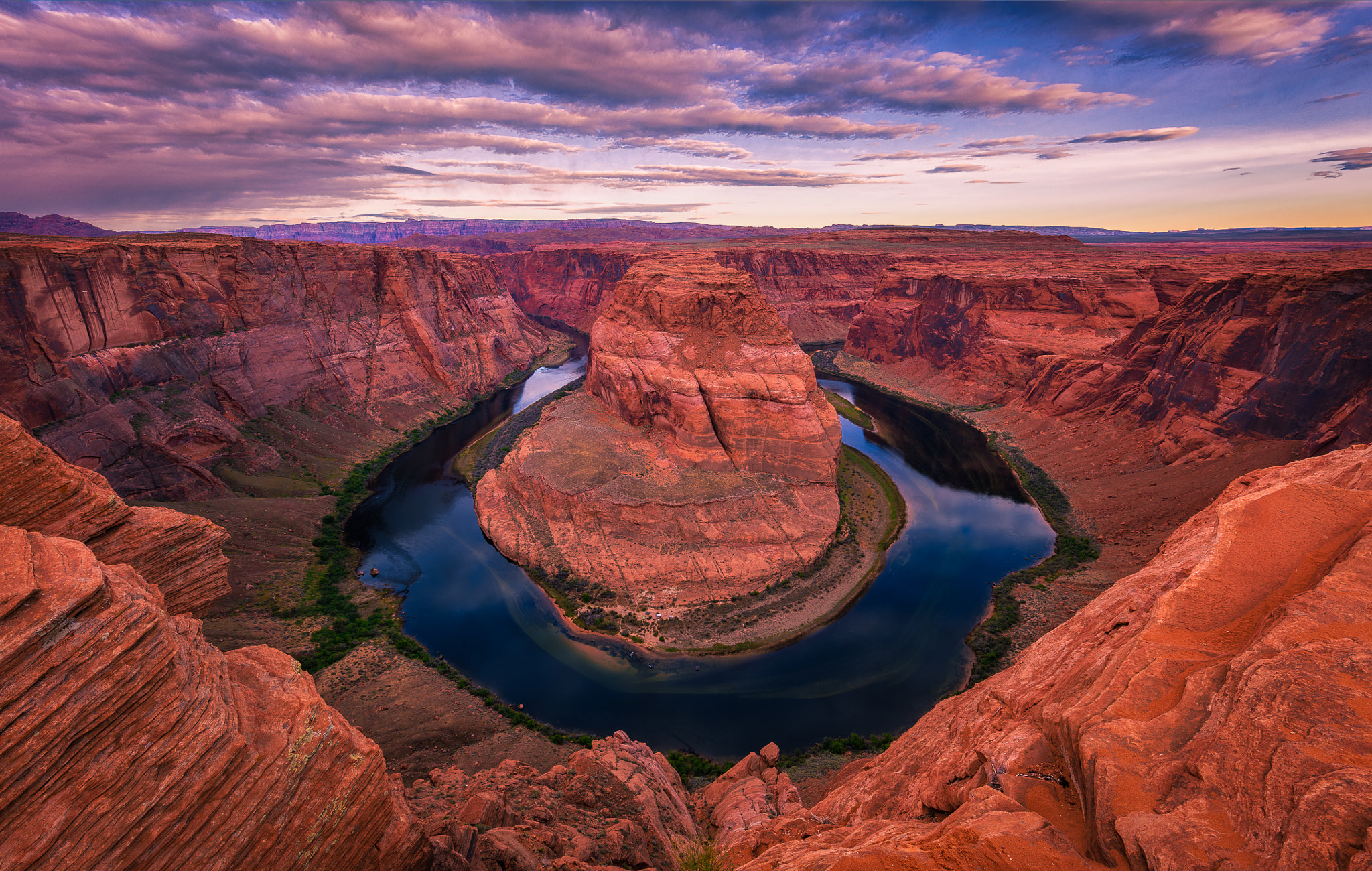 Canon EOS 5DS + Canon EF 11-24mm F4L USM sample photo. Horseshoe bend at sunrise photography