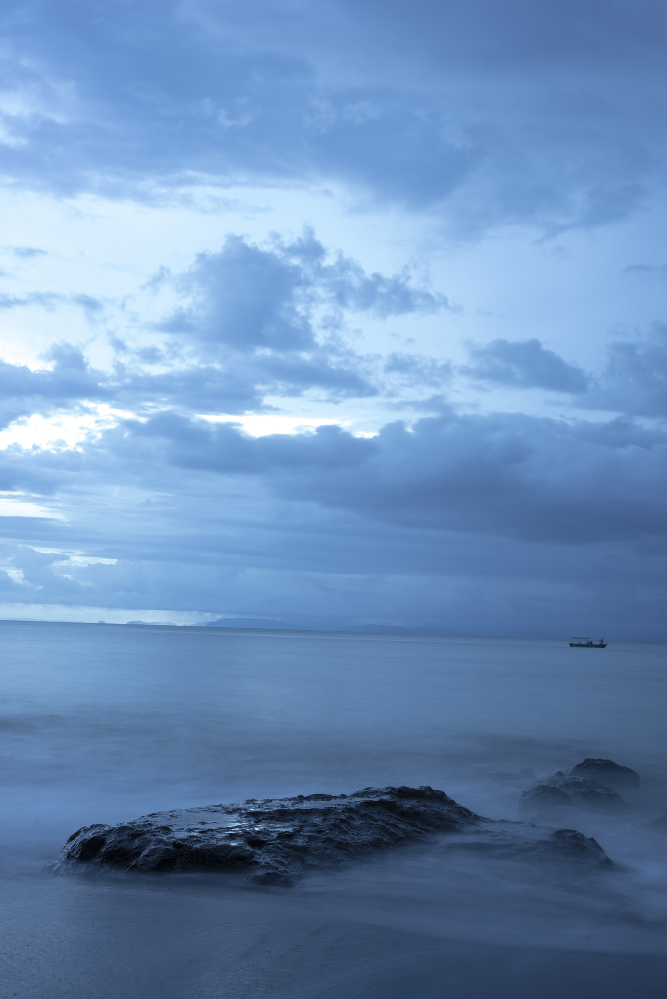 AF Zoom-Nikkor 28-105mm f/3.5-4.5D IF sample photo. Playa photography