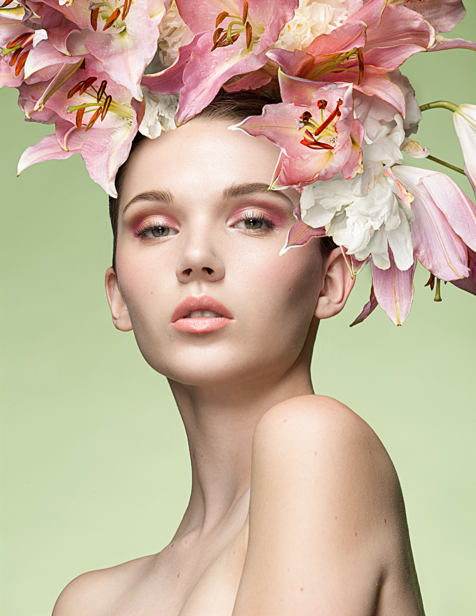 Sigma APO Macro 150mm f/2.8 EX DG HSM sample photo. Paris flower crown jesca cluff photography commerical beauty photographer photography