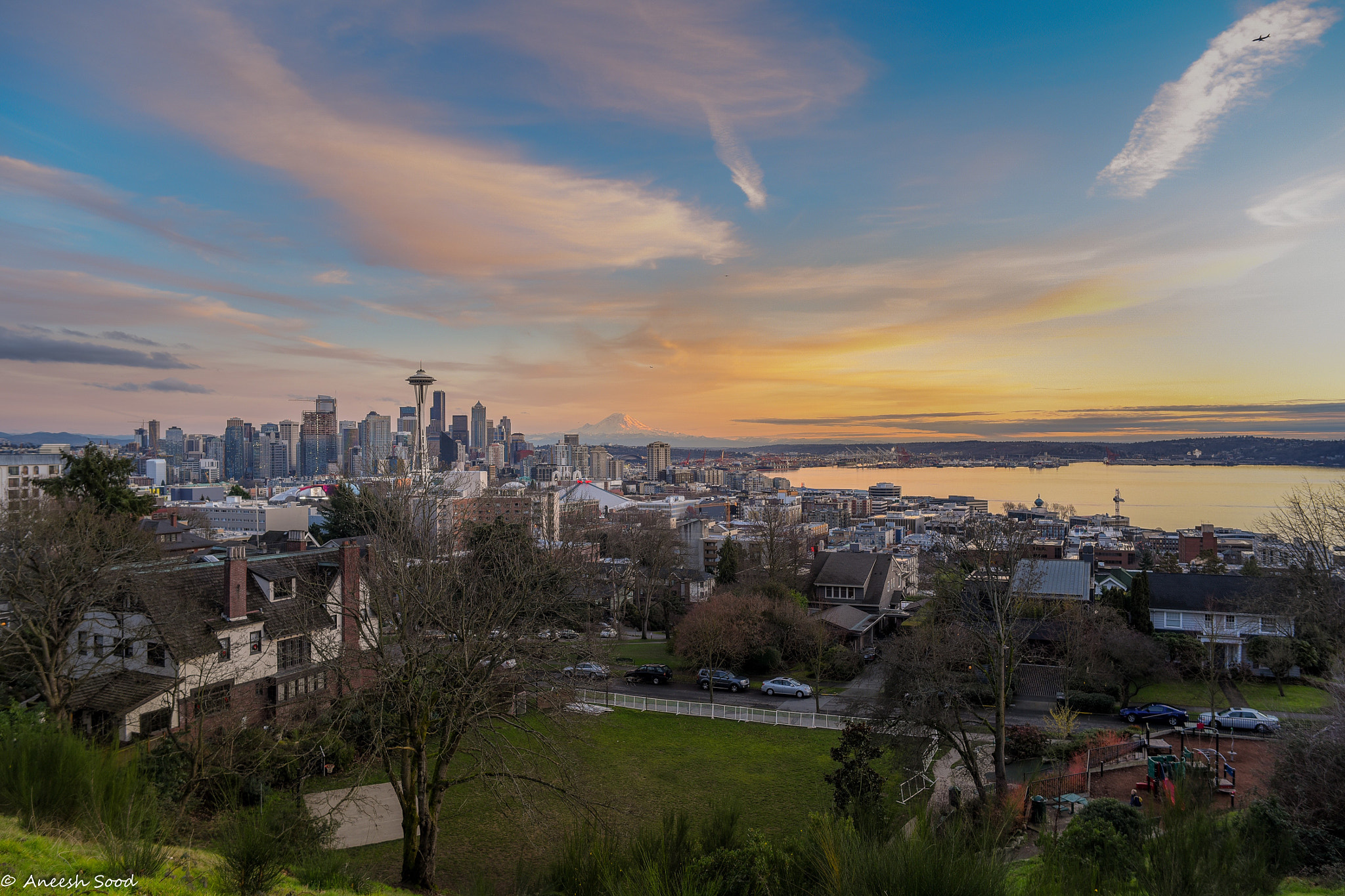 Nikon D750 + Samyang 12mm F2.8 ED AS NCS Fisheye sample photo. Sunset at seattle photography