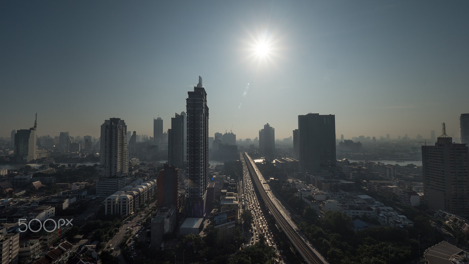Panasonic Lumix DMC-GH4 + Olympus M.Zuiko Digital ED 7-14mm F2.8 PRO sample photo. Bangkok city view at bright sunshine, thailand photography