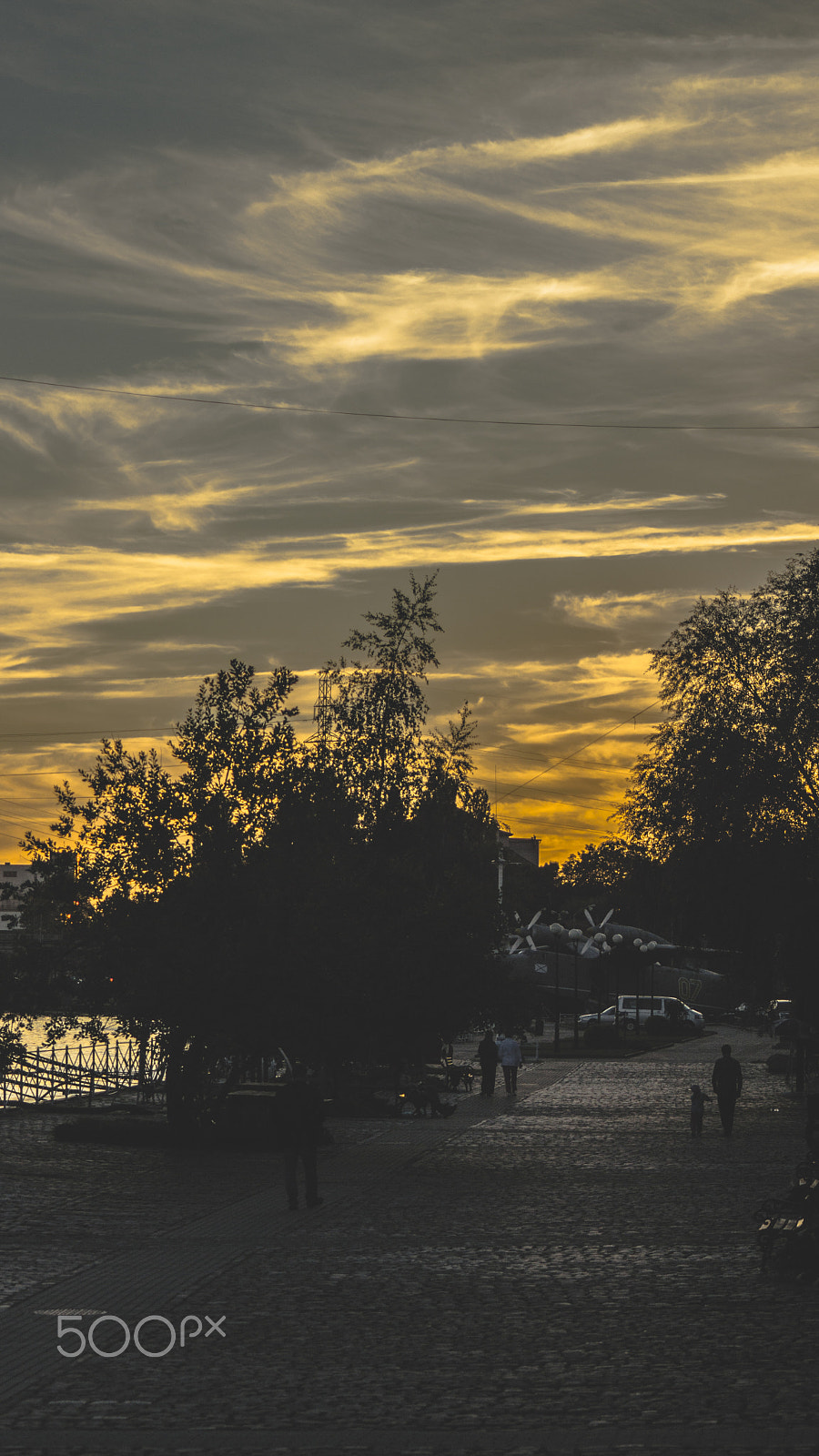 Sony SLT-A65 (SLT-A65V) + Sigma 70-300mm F4-5.6 DL Macro sample photo. The color of the sunset photography