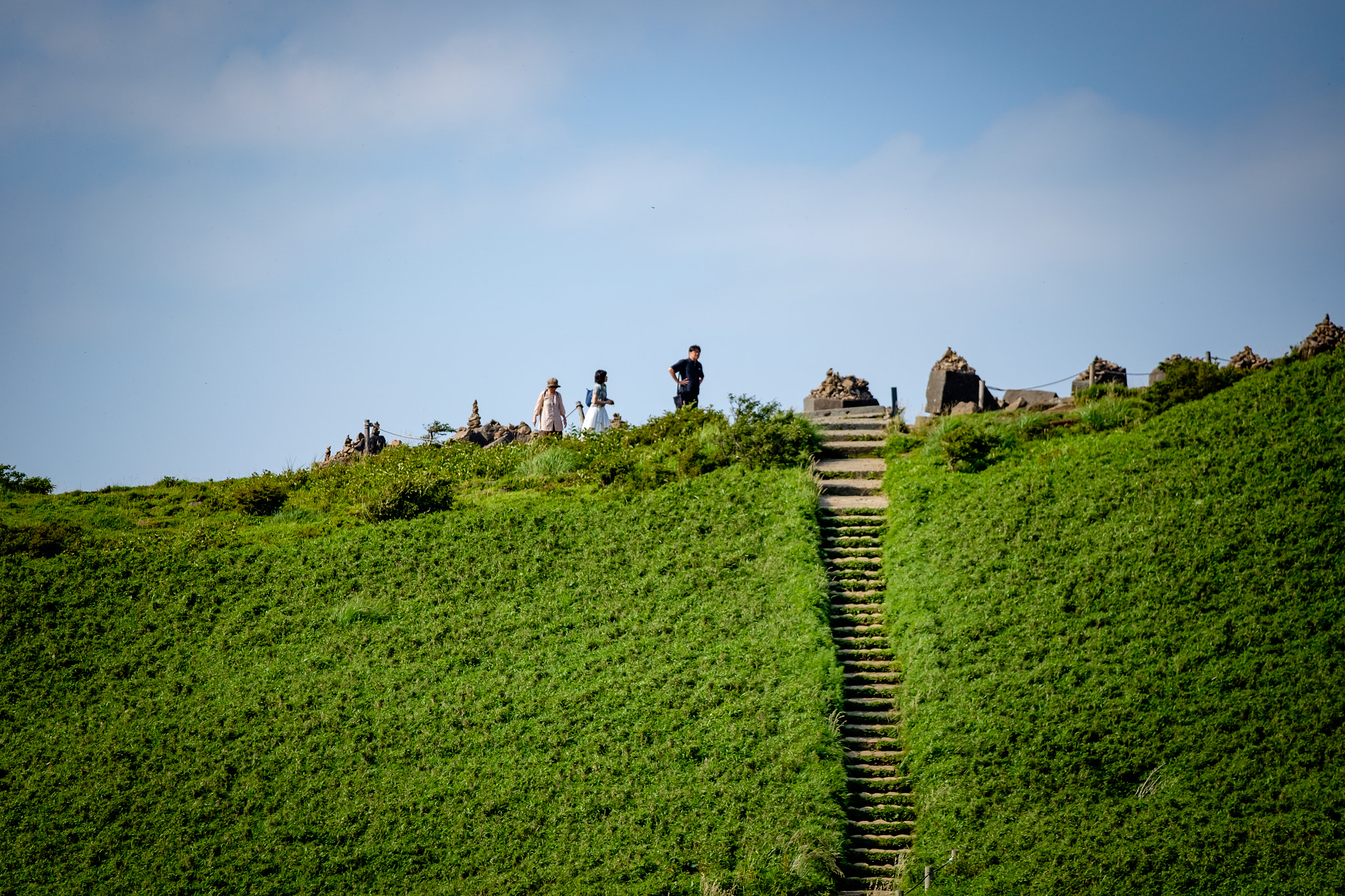 Fujifilm X-T10 + Fujifilm XF 50-140mm F2.8 R LM OIS WR sample photo. On top of the mountain photography