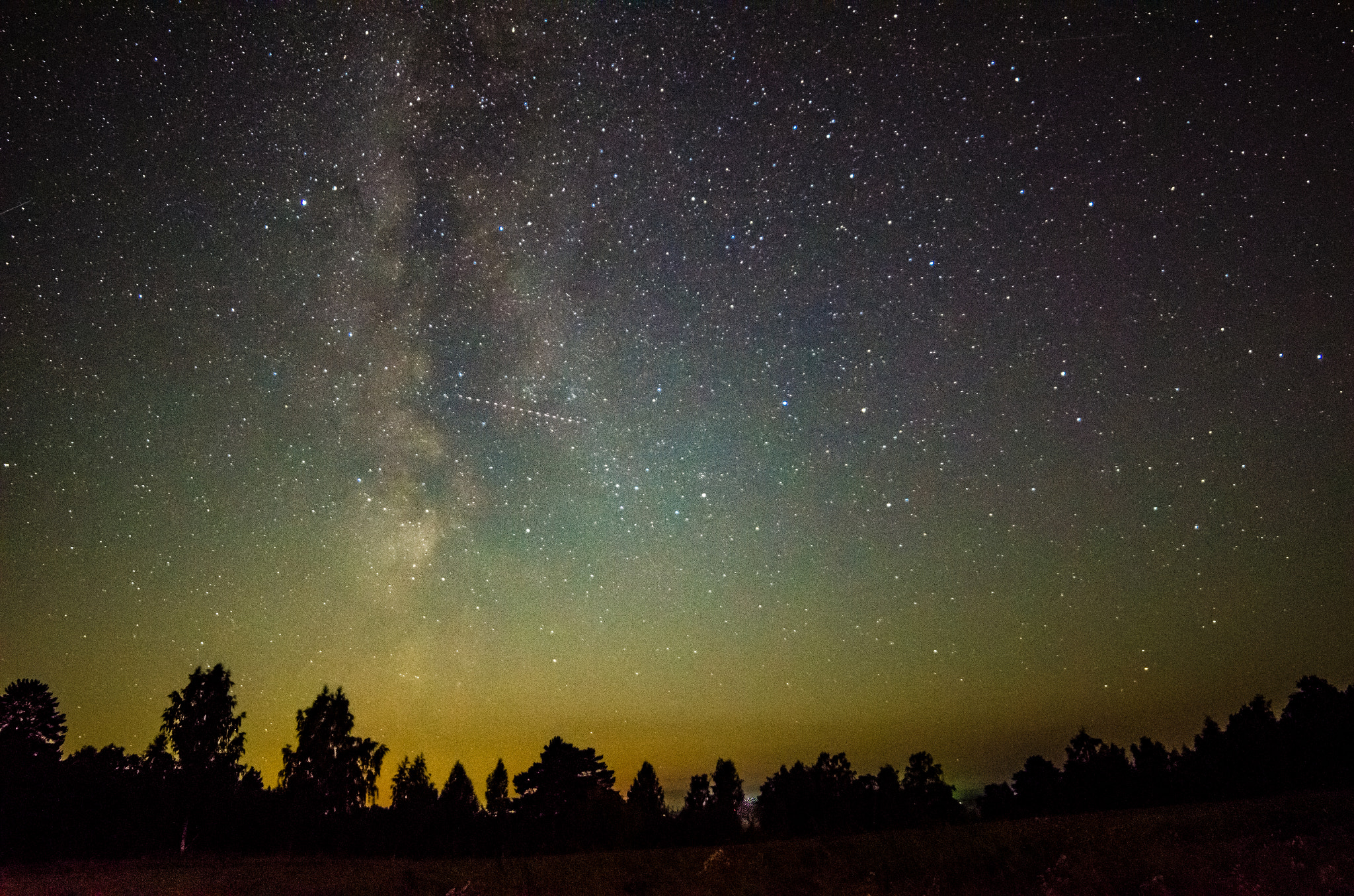 Samyang 14mm F2.8 ED AS IF UMC sample photo. A view from a pale blue dot photography