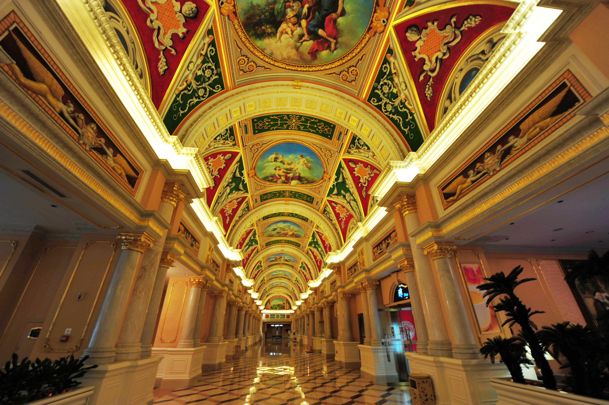 Nikon D3 sample photo. Palace photography