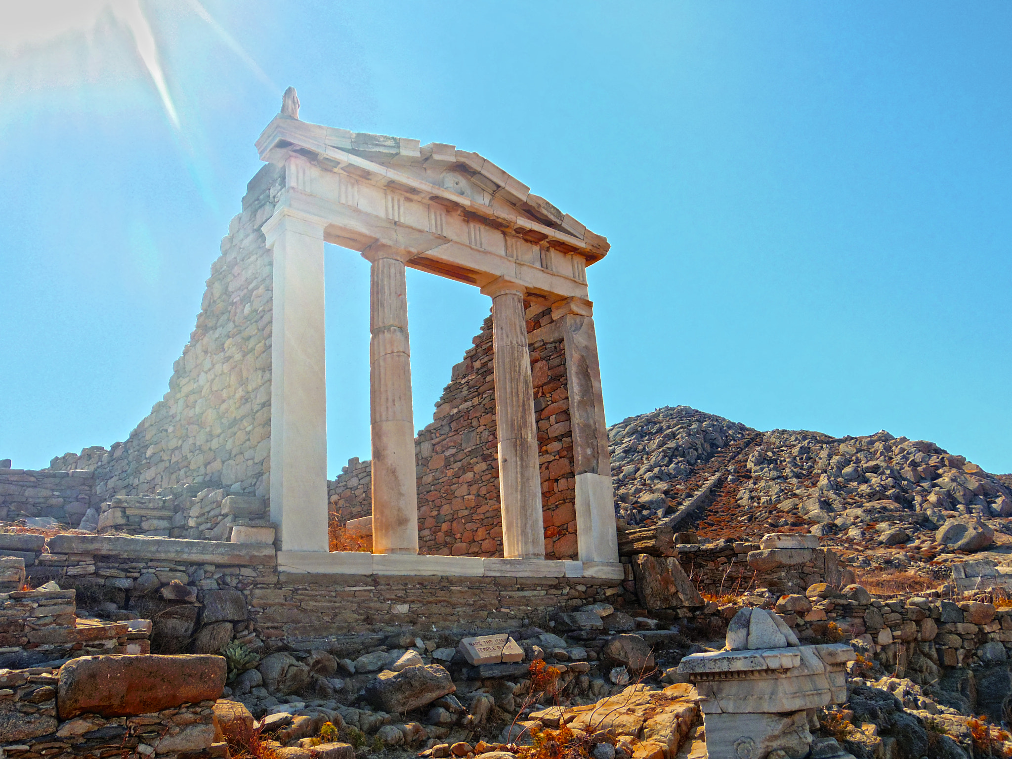 Pentax 02 Standard Zoom sample photo. Delos island photography