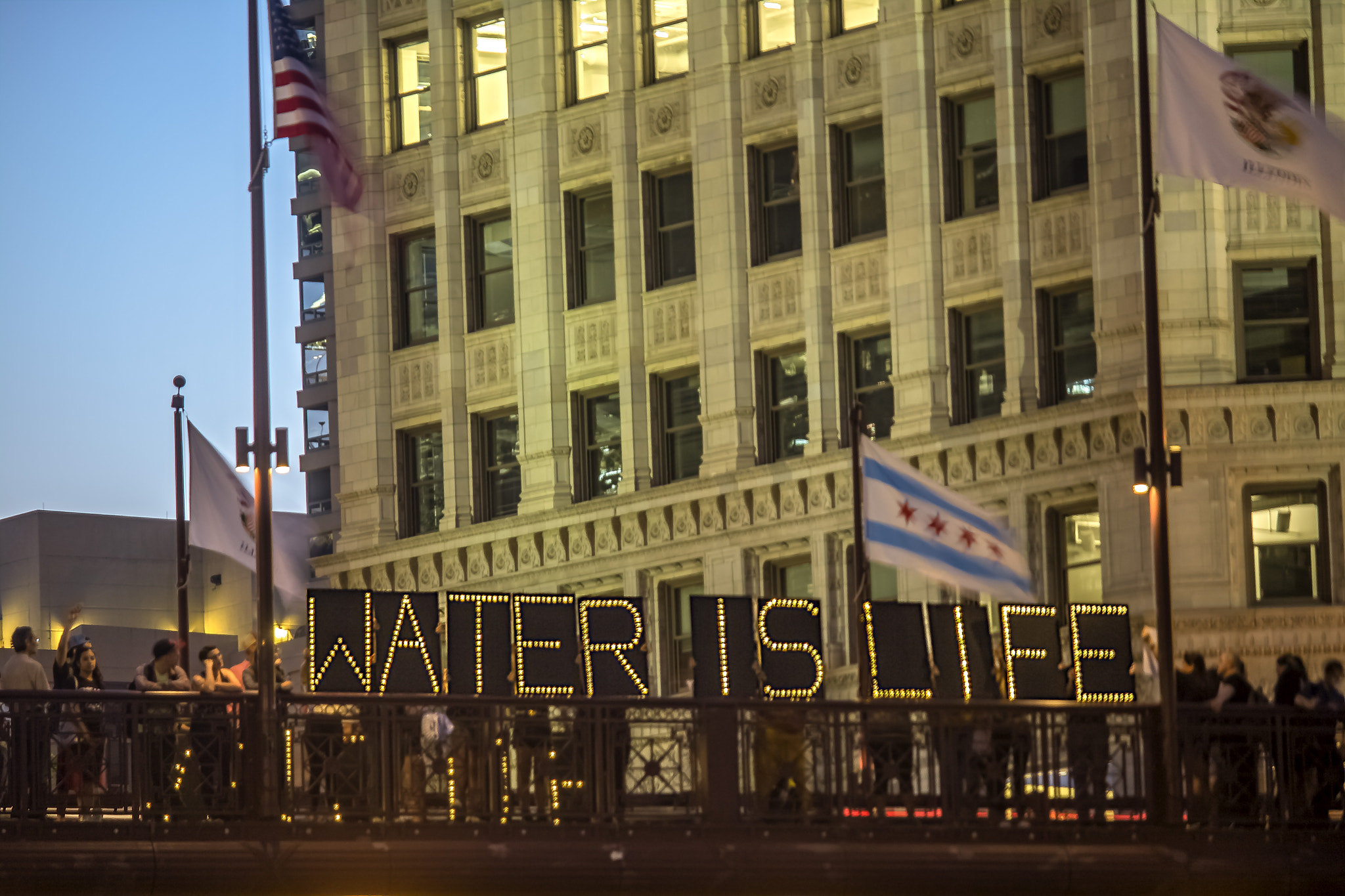 Canon EOS 760D (EOS Rebel T6s / EOS 8000D) sample photo. Chicago in solidarity with standing rock photography