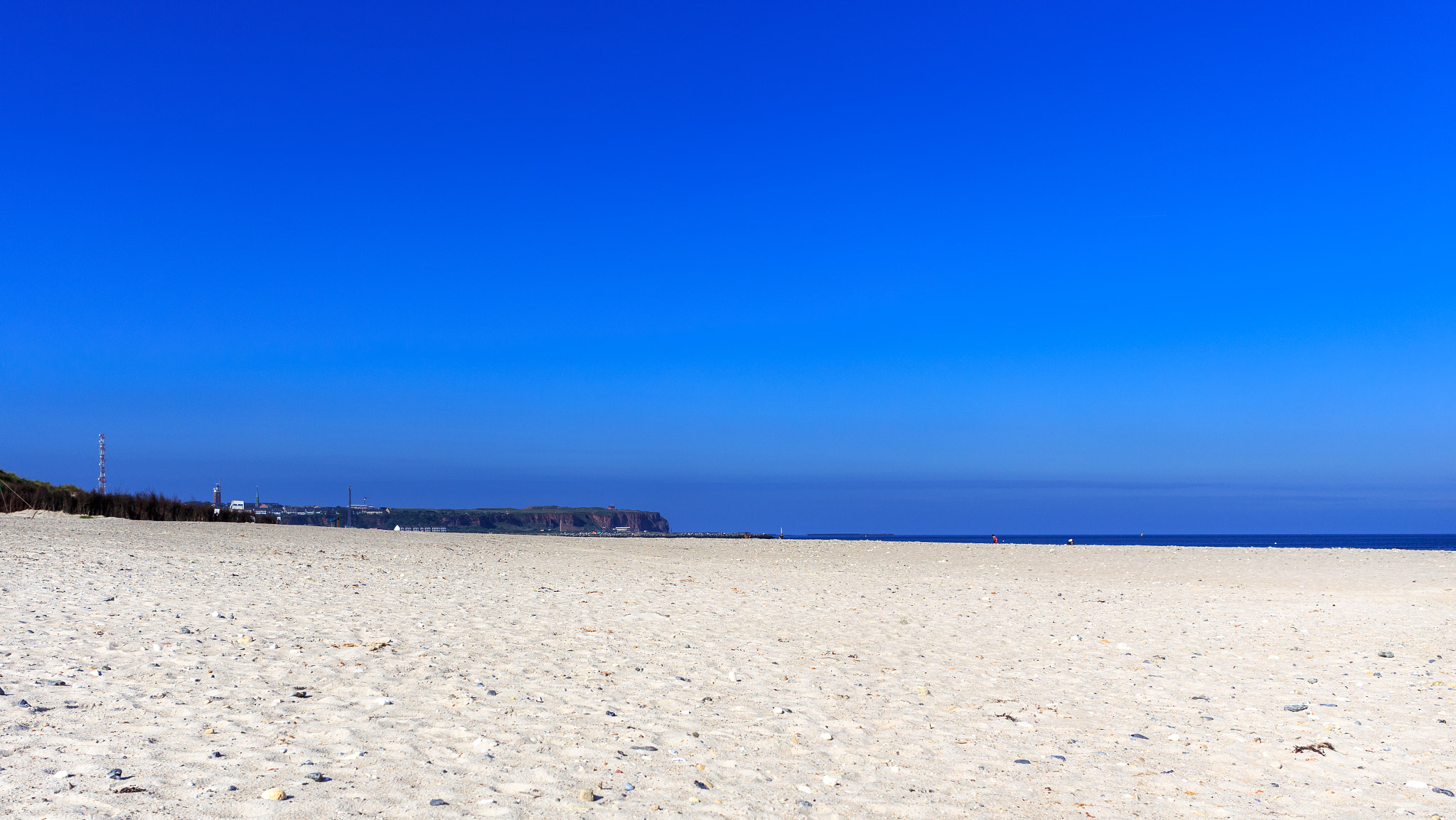 Canon EF 28mm F2.8 IS USM sample photo. Endless width photography