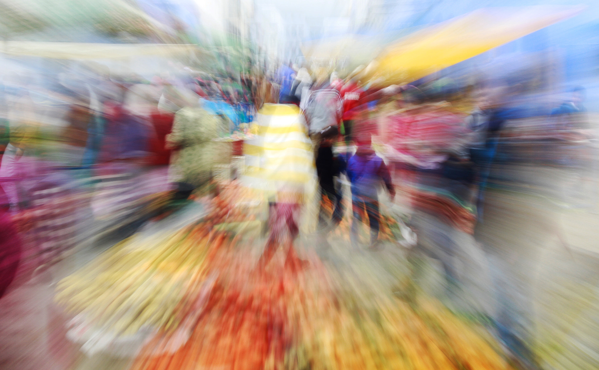 Sigma 17-35mm f/2.8-4 EX DG Aspherical HSM sample photo. Color explosion photography