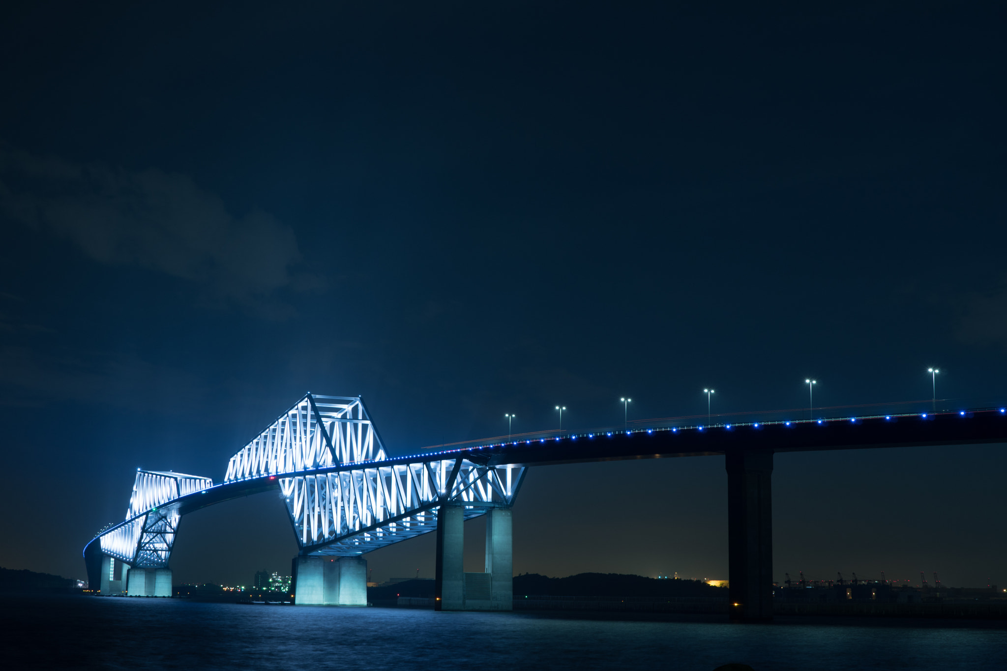 Sony a6300 sample photo. Tokyo gate bridge photography