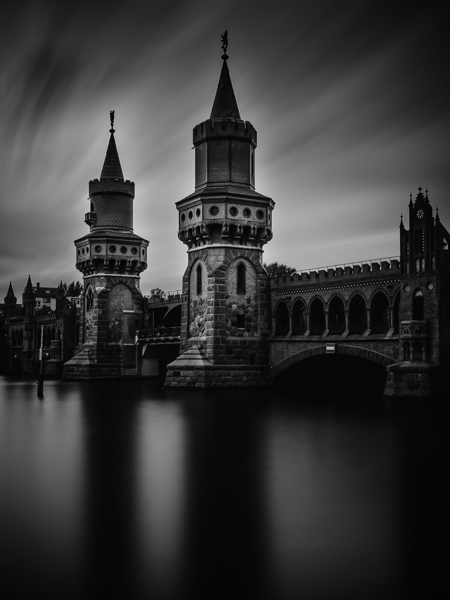 Nikon D5500 + Sigma 18-35mm F1.8 DC HSM Art sample photo. Oberbaumbrücke | berlin (2016) photography