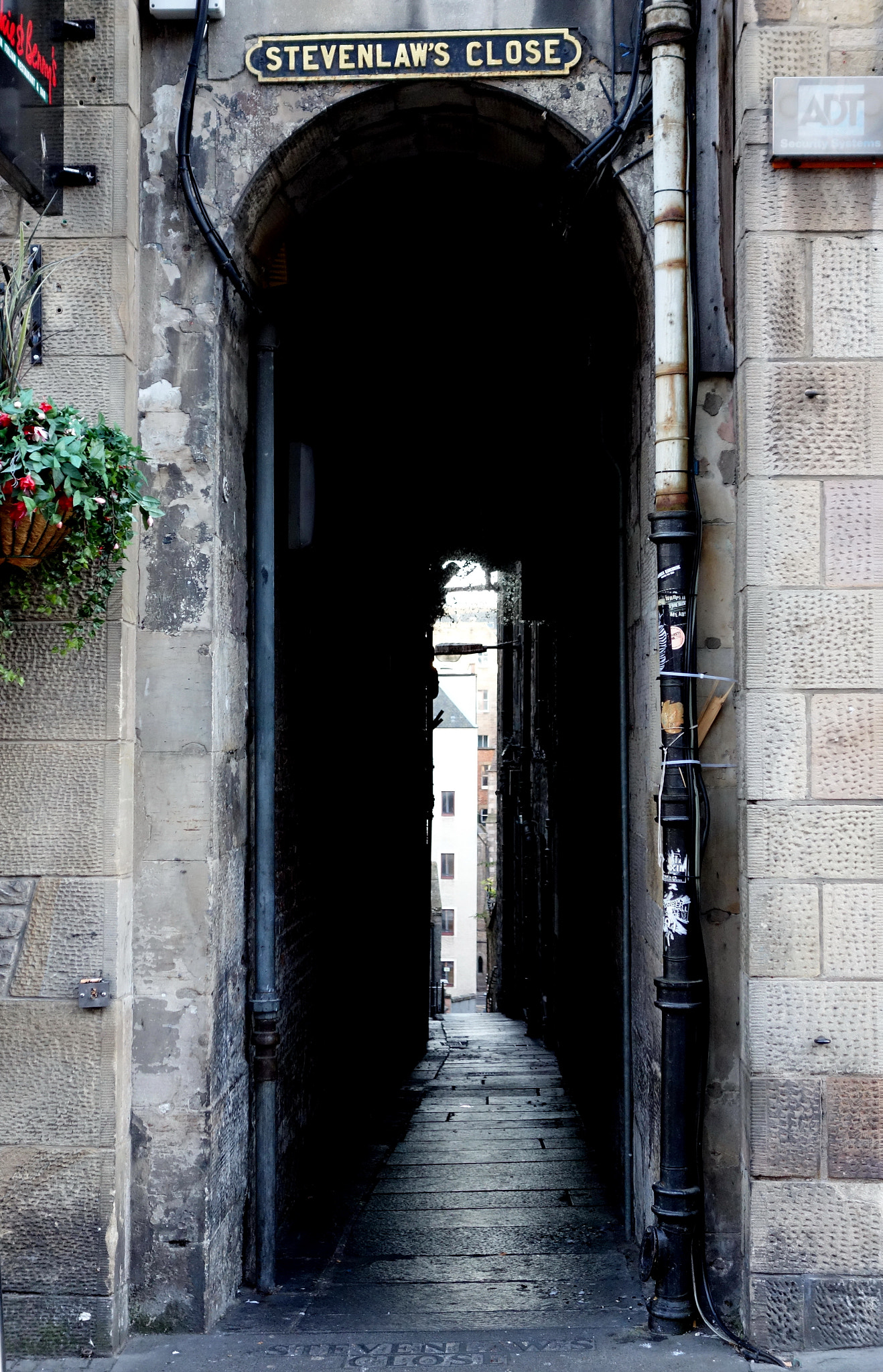 Minolta AF 28-85mm F3.5-4.5 New sample photo. Edinburgh photography
