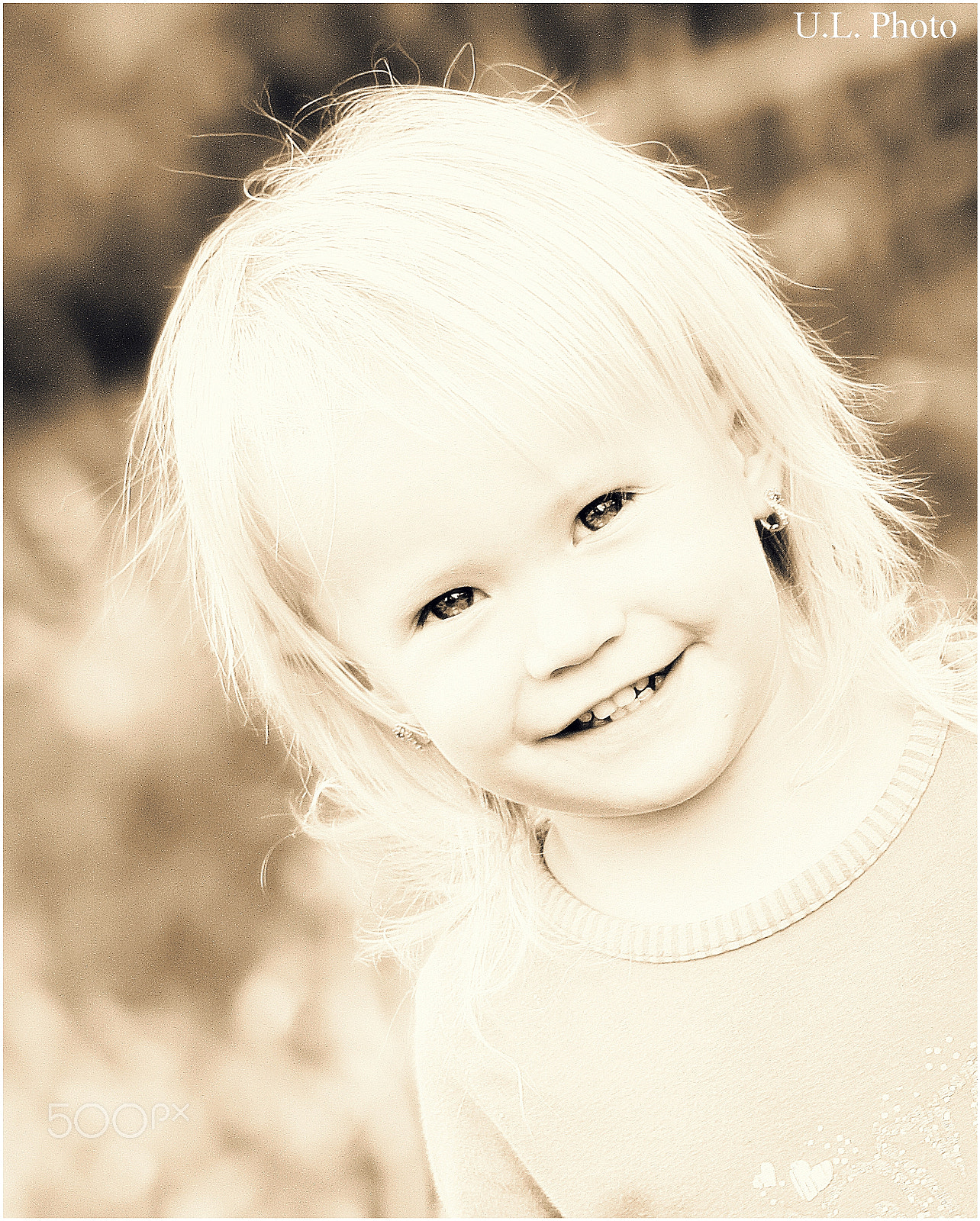 Canon EF 100-300mm F4.5-5.6 USM sample photo. Baby photography
