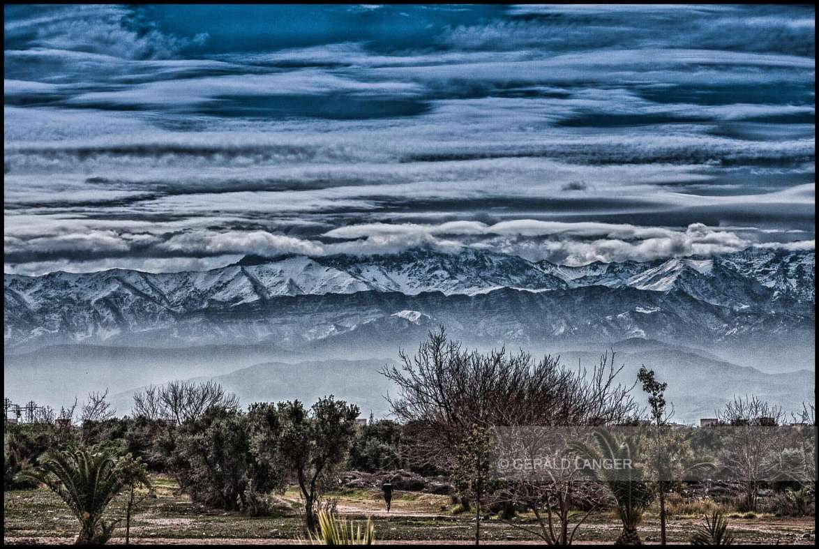 Canon EF 70-300mm F4-5.6 IS USM sample photo. Atlas mountains seen from marrakech photography