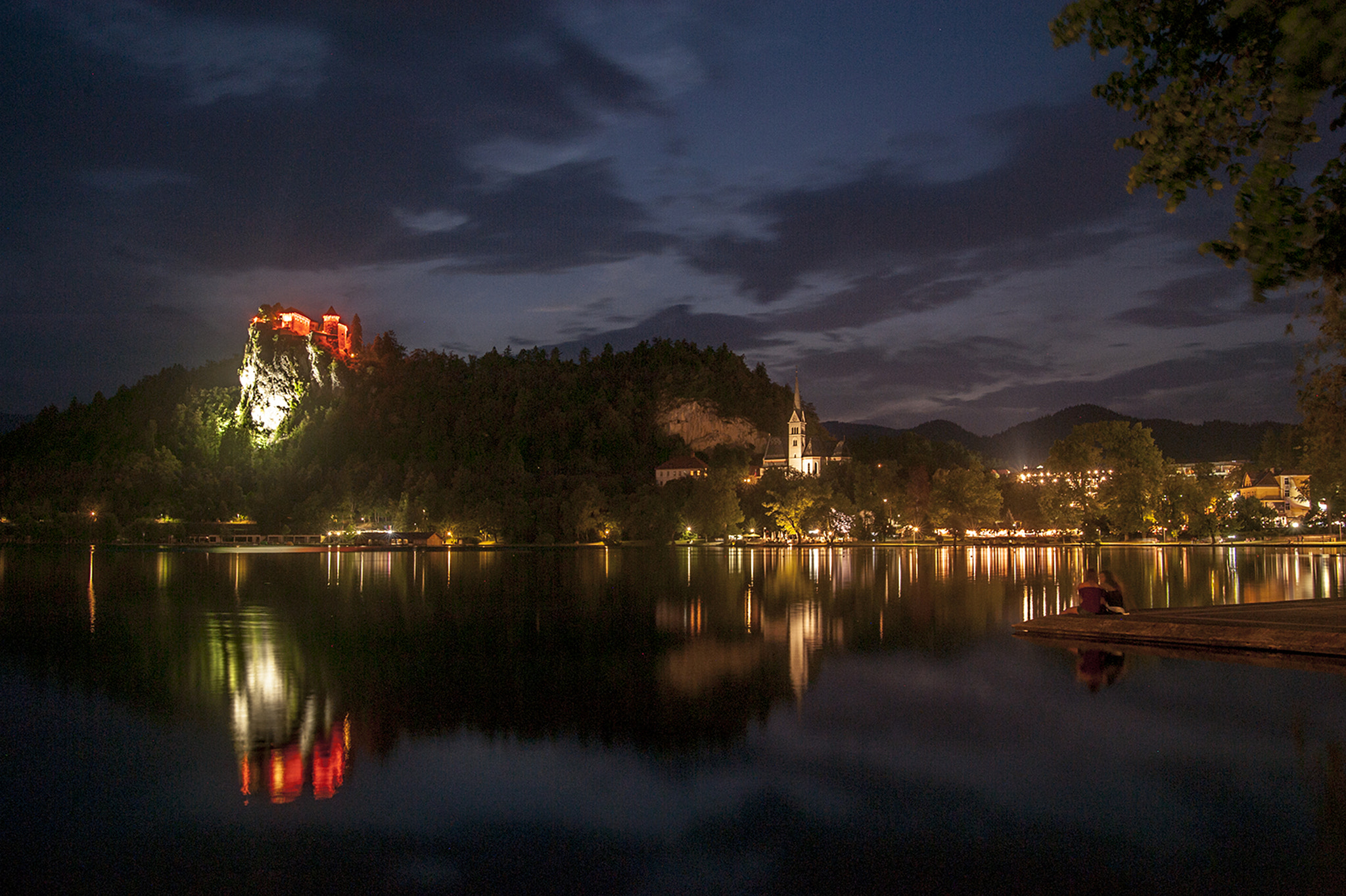 Nikon D700 + Tamron SP 35mm F1.8 Di VC USD sample photo. L'ora blu sul lago di bled - slovenia photography