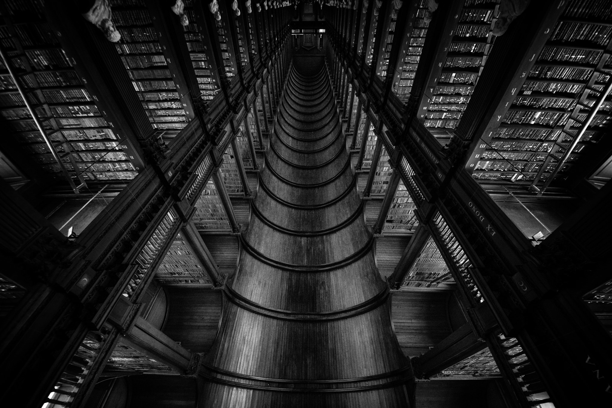 Sigma 8-16mm F4.5-5.6 DC HSM sample photo. Upside down photography