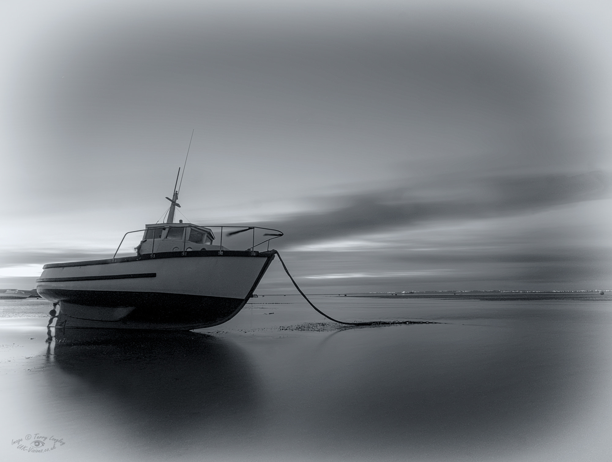 Panasonic Lumix DMC-G7 sample photo. Boat at rest photography