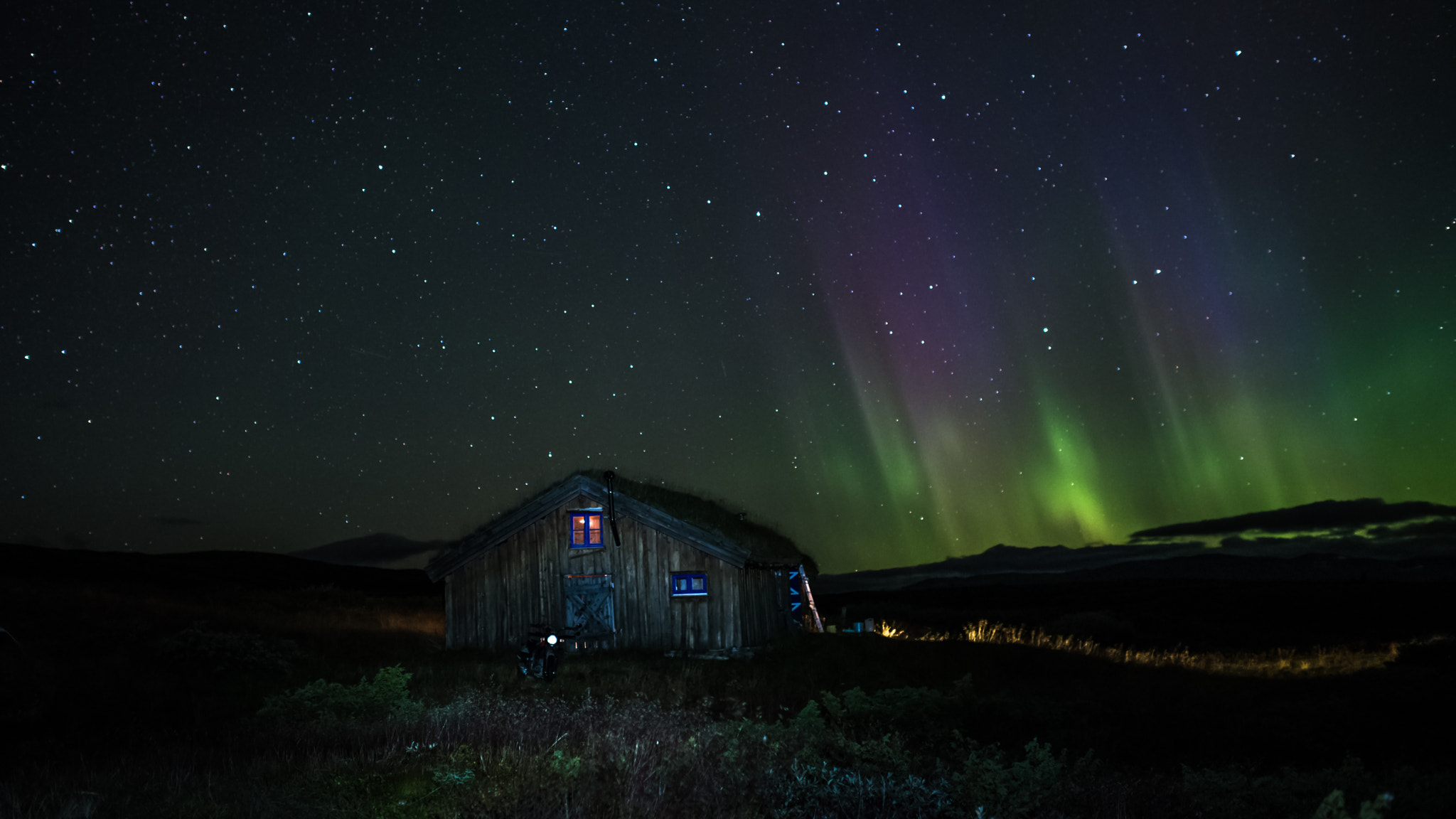 Nikon D600 + Nikon AF-S Nikkor 35mm F1.4G sample photo. Northern lights photography