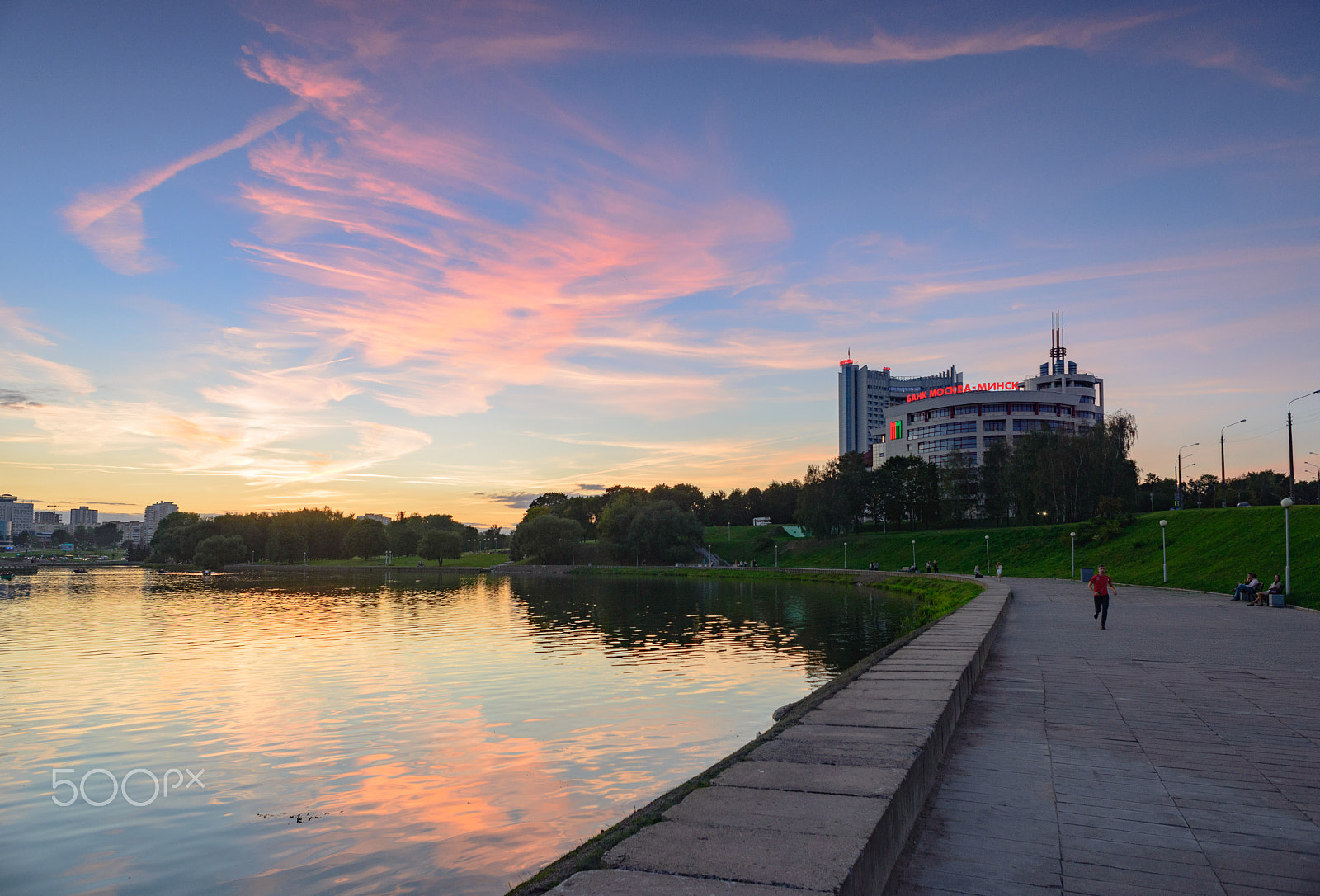 Nikon D610 + Nikon AF Nikkor 24mm F2.8D sample photo. Minsk, sunset photography