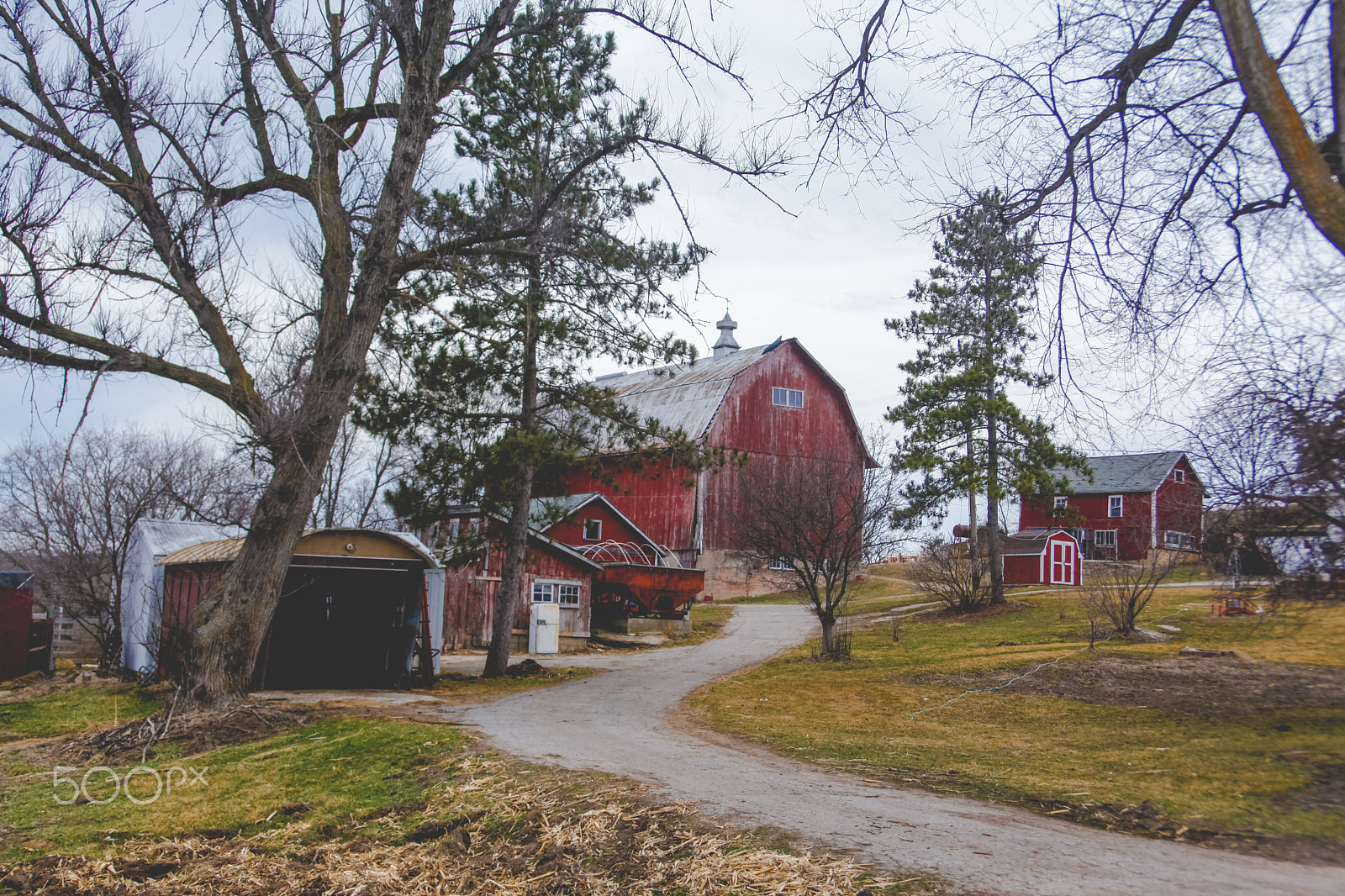 Canon EOS 5D Mark II + Canon EF 28-105mm F4.0-5.6 USM sample photo. Moving midwest photography