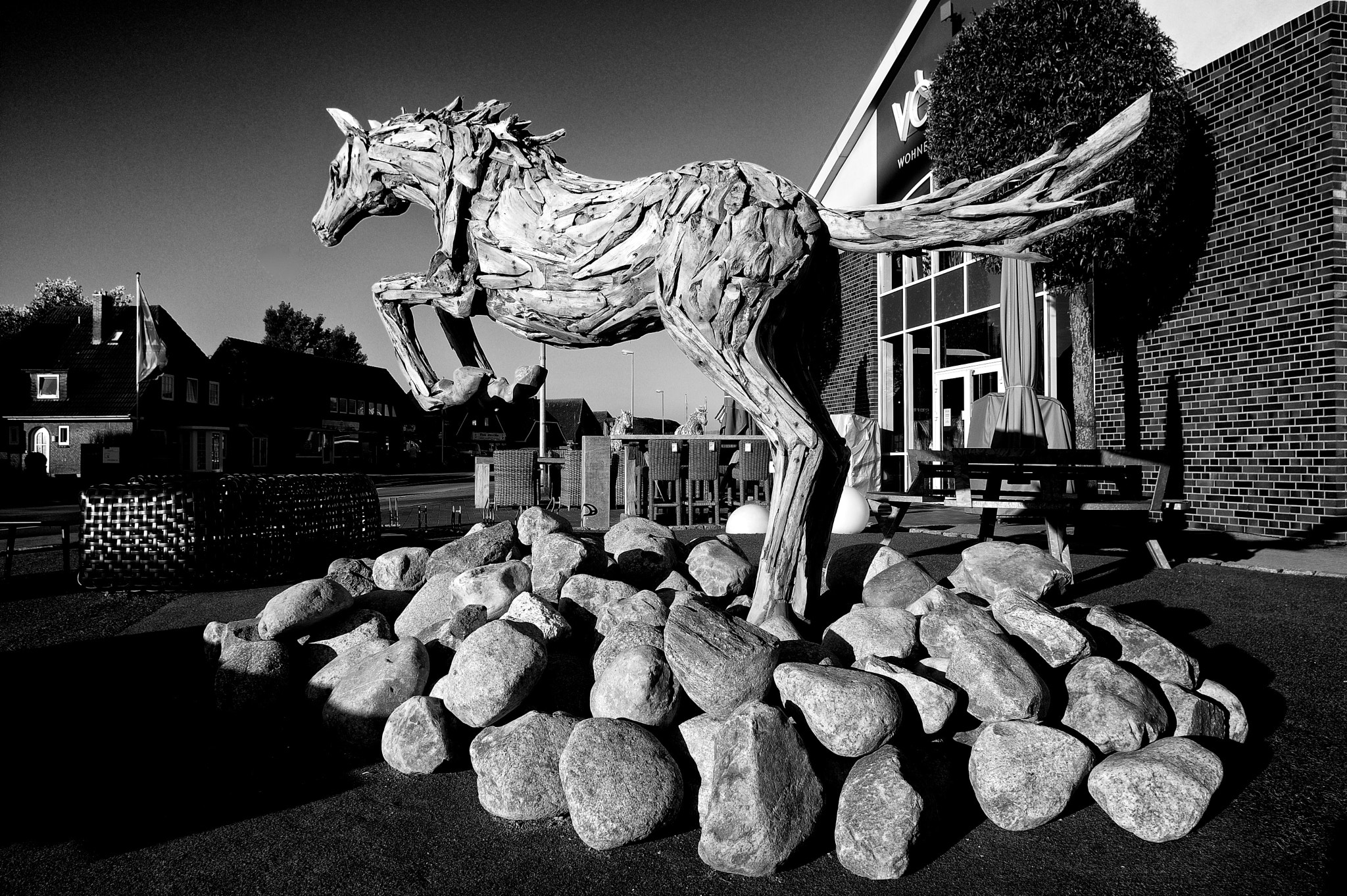 Pentax smc DA 15mm F4 ED AL Limited sample photo. Wooden horse photography