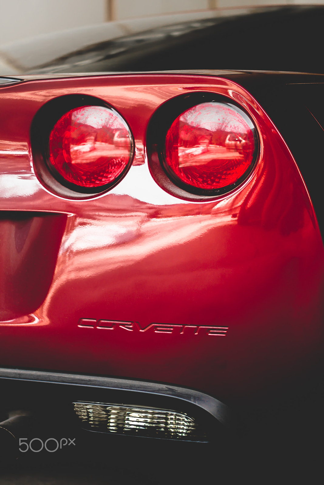 Canon EOS 550D (EOS Rebel T2i / EOS Kiss X4) sample photo. Red corvette - taillights photography