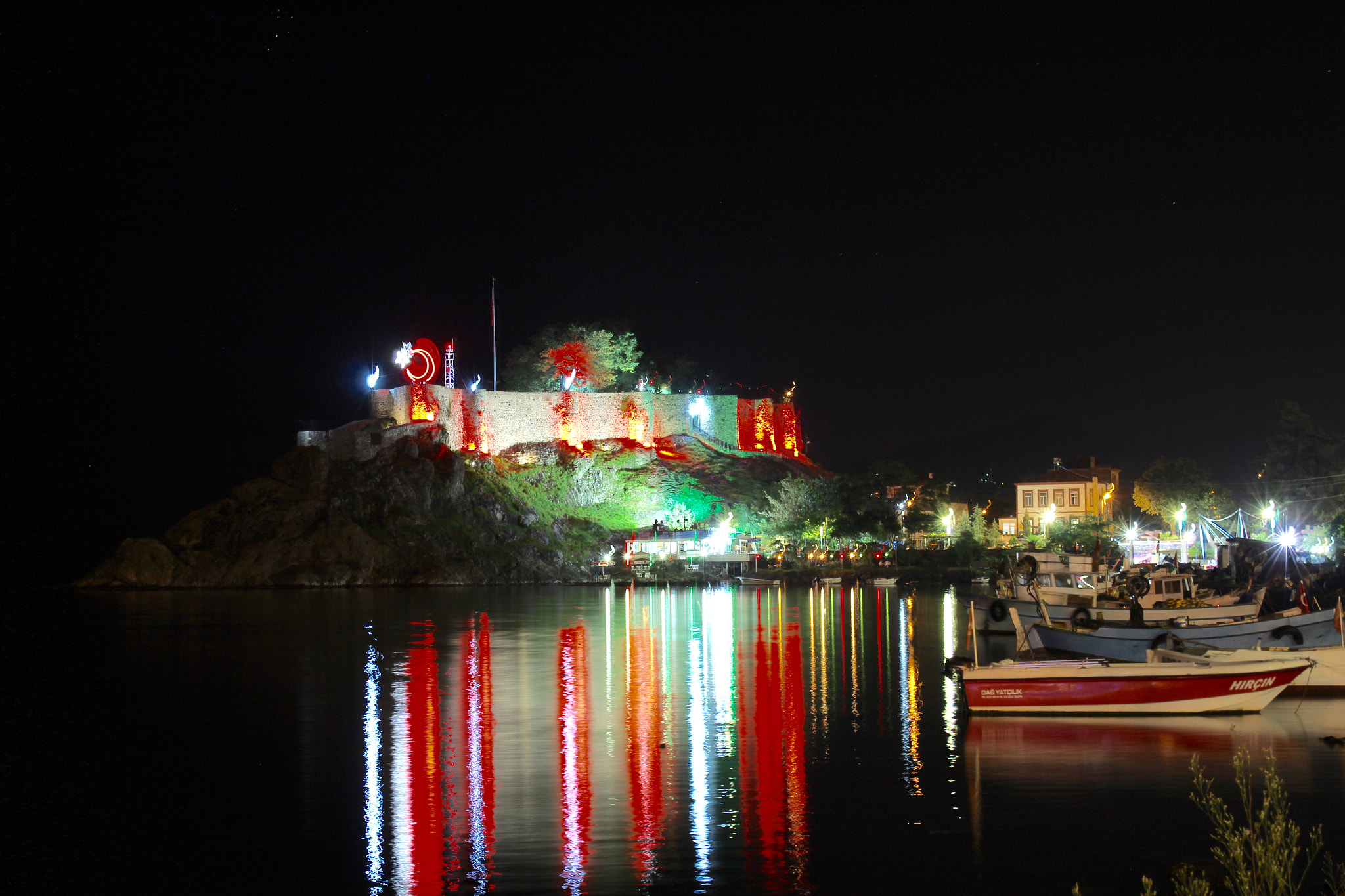 Canon EF-S 18-55mm F3.5-5.6 III sample photo. Tirebolu kalesi / castle photography