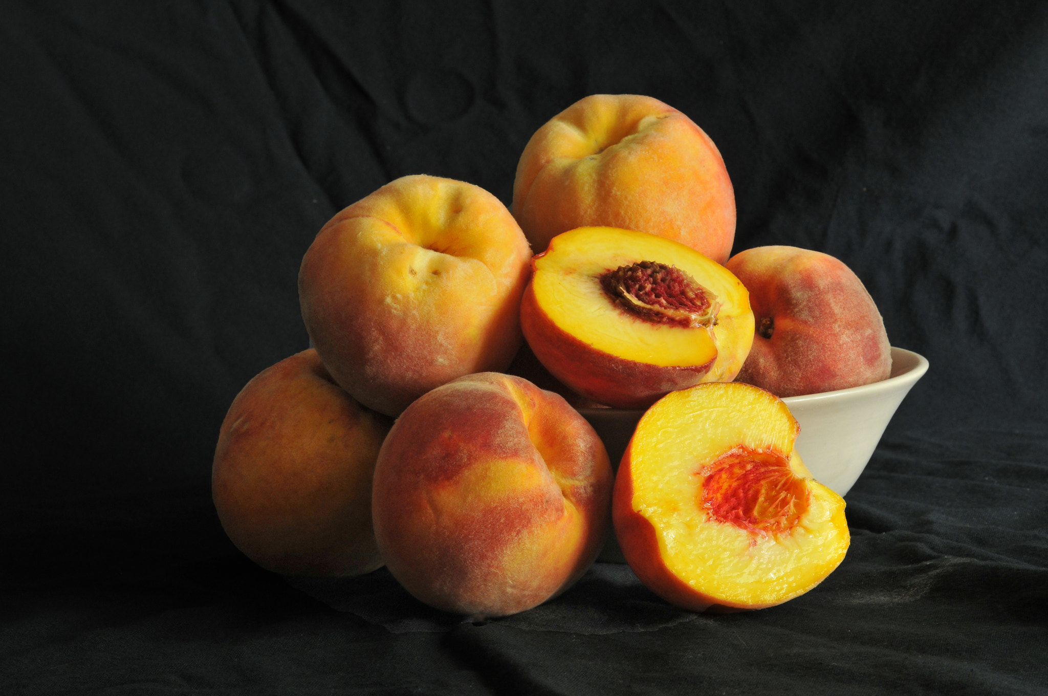 Nikon AF-S Micro-Nikkor 60mm F2.8G ED sample photo. Peaches photography