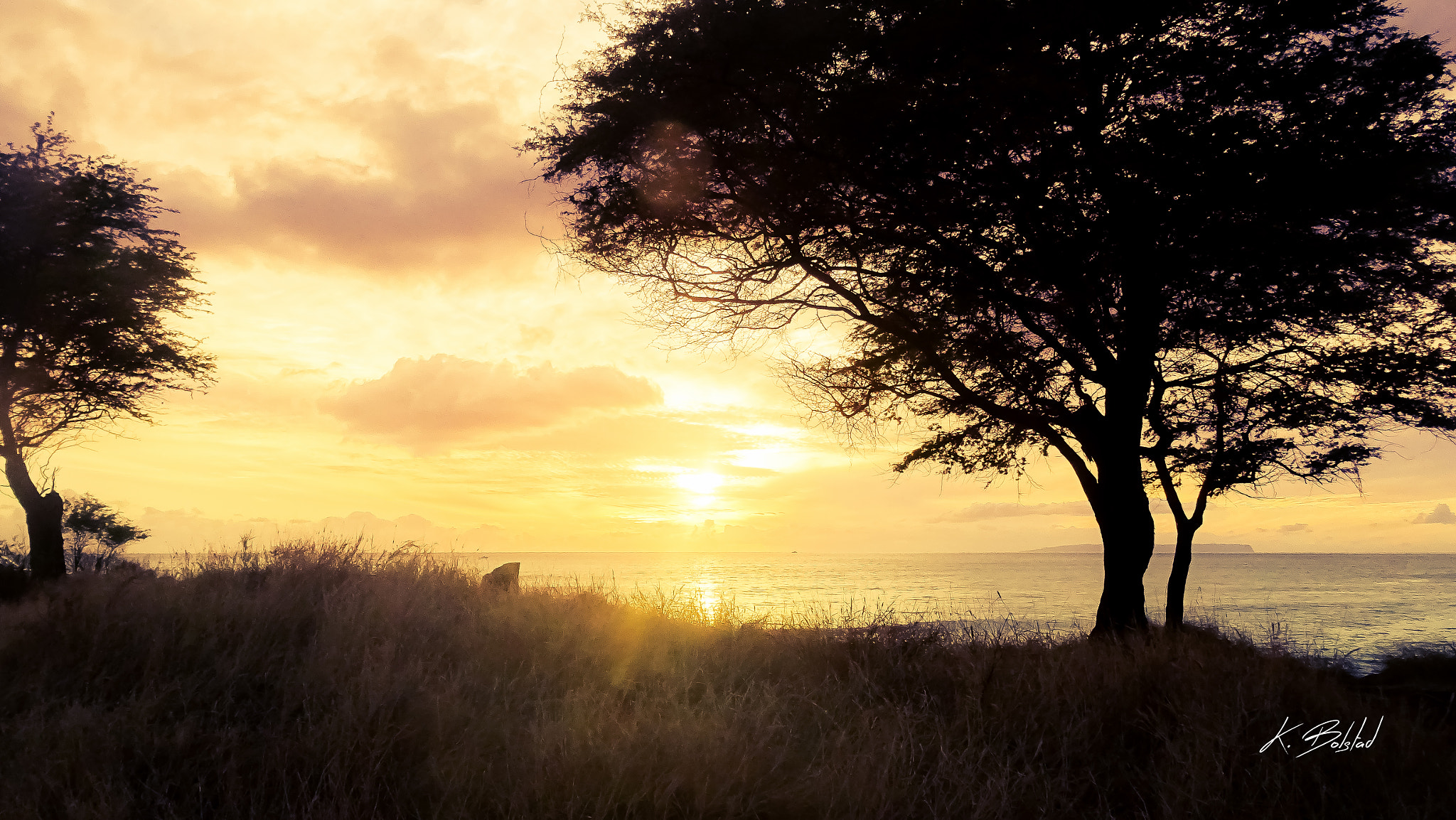 Sony DSC-QX30 sample photo. Sunset over ni'ihau photography