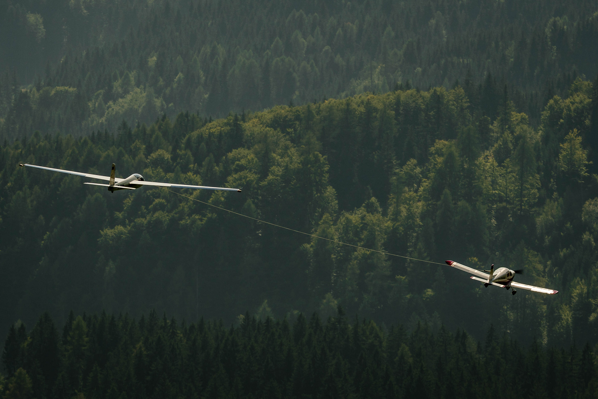 Sony a6300 + Tamron 18-270mm F3.5-6.3 Di II PZD sample photo. Sailplane schlepping photography