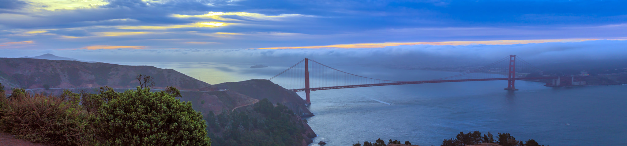 Canon EF-S 24mm F2.8 STM sample photo. Golden gate bridge photography