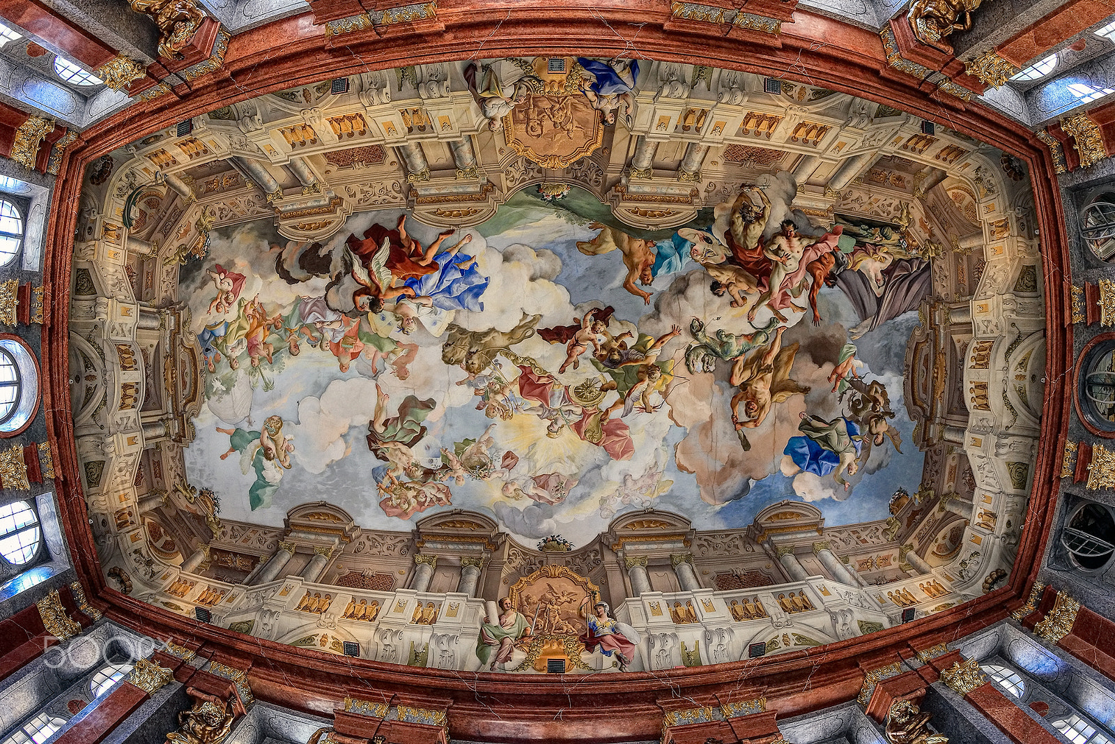 Canon EF 8-15mm F4L Fisheye USM sample photo. The ceiling photography
