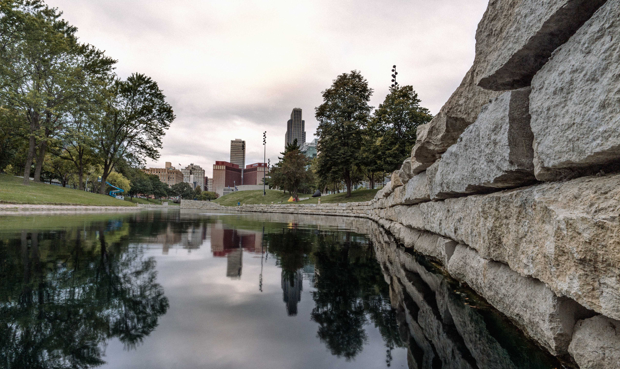 Sony Alpha NEX-3N + ZEISS Touit 12mm F2.8 sample photo. Downtown omaha usa photography